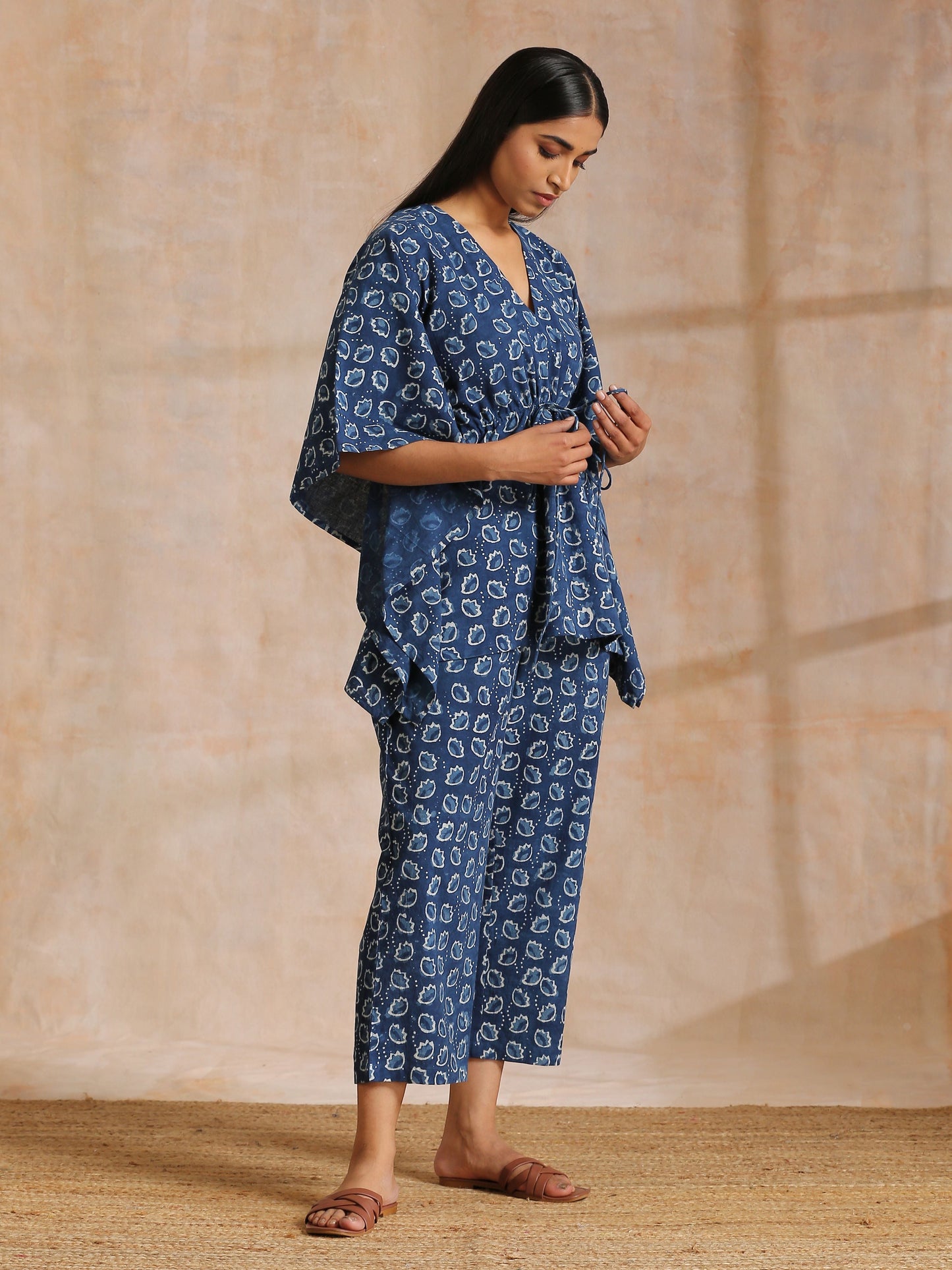 trueBrowns Indigo Dabu Floral Print Cotton Kaftan Co-Ord Set - Swadesiicart