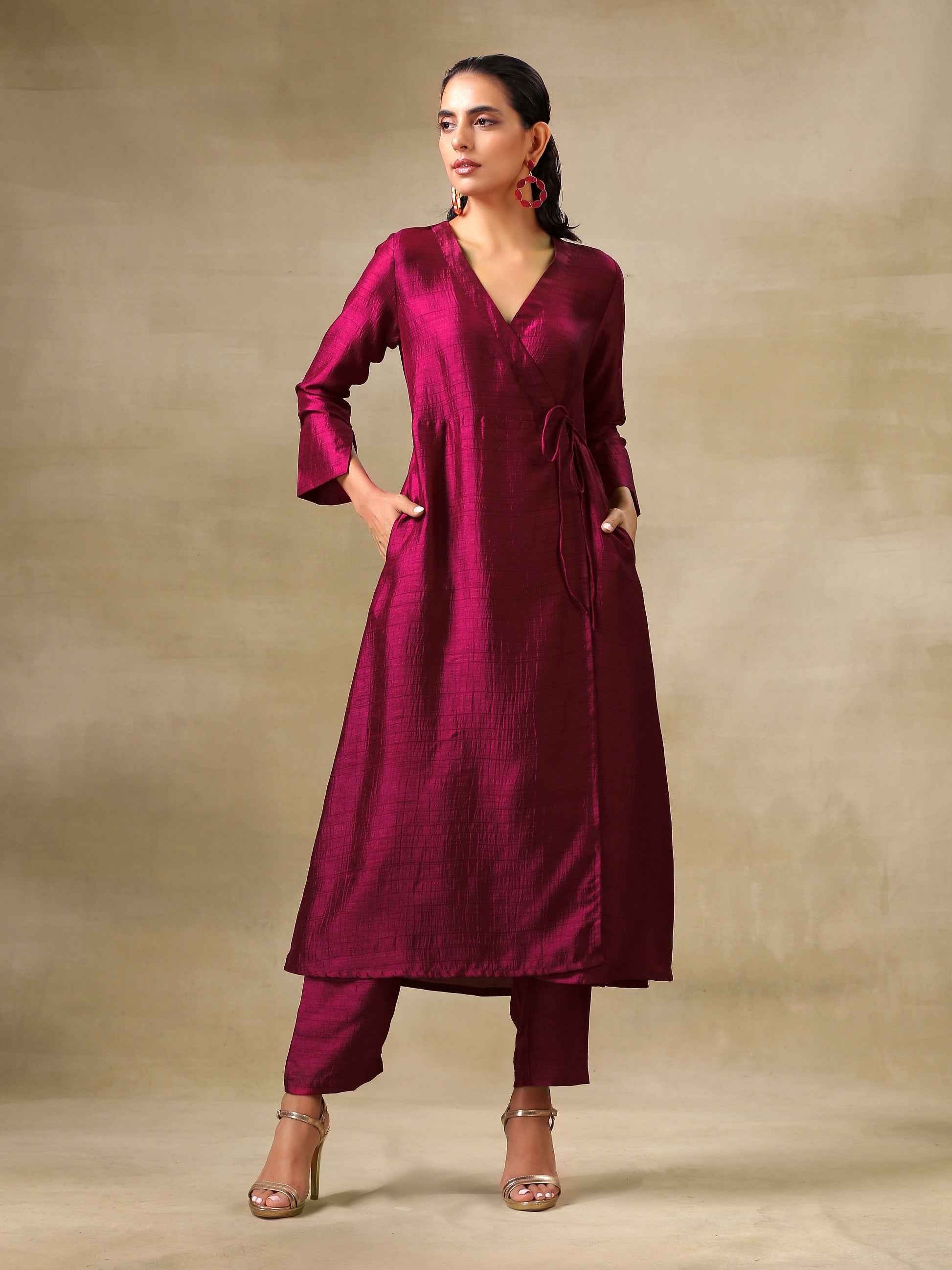 trueBrowns Purple Textured Silk Angrakha Kurta Pant Set | Swadesiicart