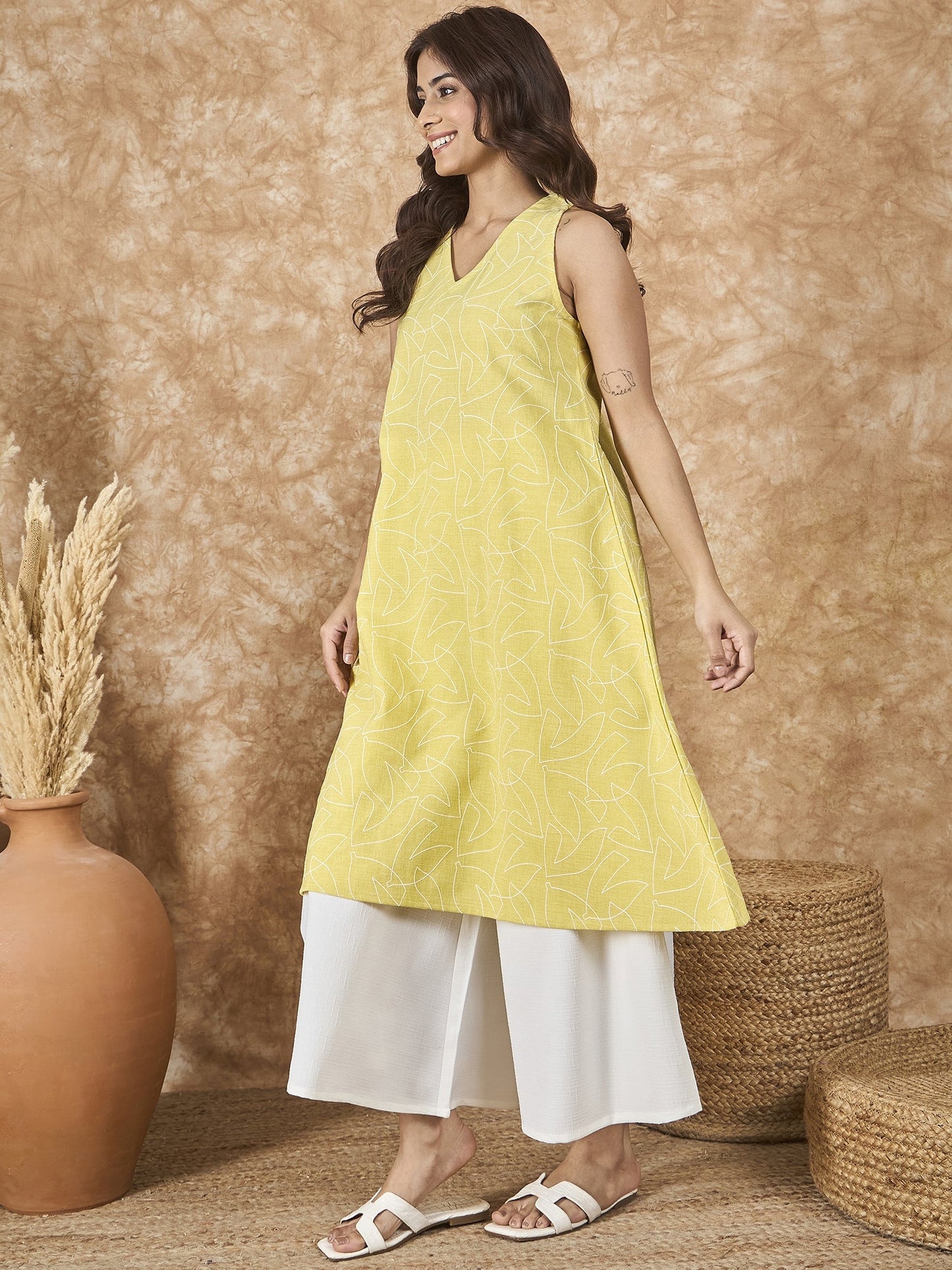 InWeave Light Yellow V Neck Aline Kurta Set - Swadesiicart
