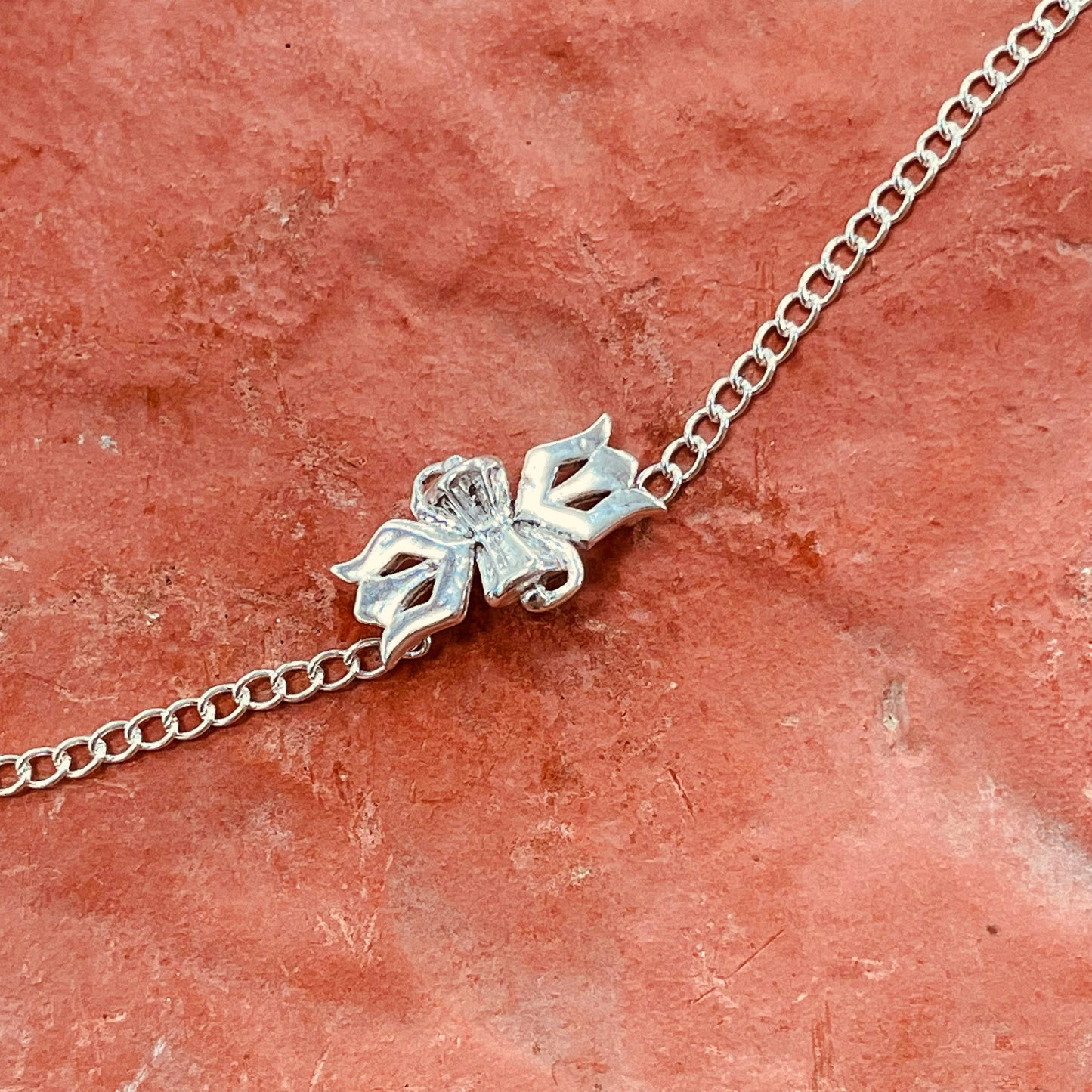 trueBrowns 925 Sterling Silver Lord Shiva Trishul Silver Chain Rakhi | Swadesiicart