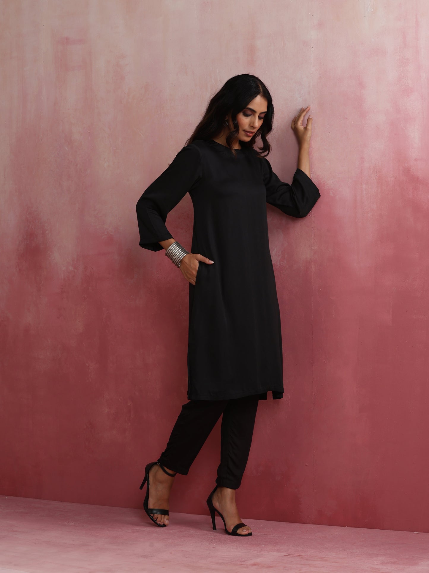 trueBrowns Black Modal Round Neck Kurta Co-ord Set - Swadesiicart