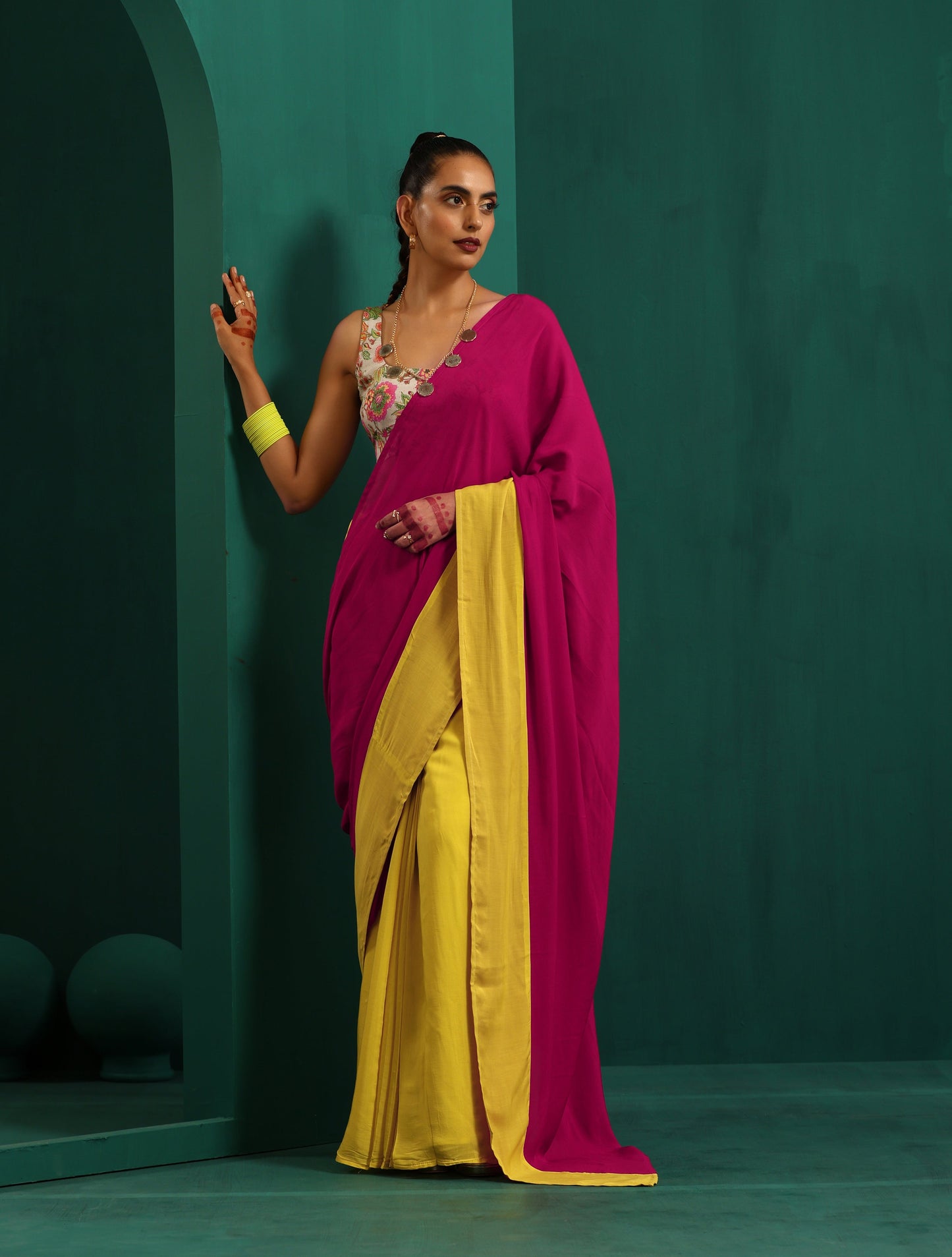 trueBrowns Lime Yellow Pink Muslin Silk Ready to Wear Saree | Swadesiicart