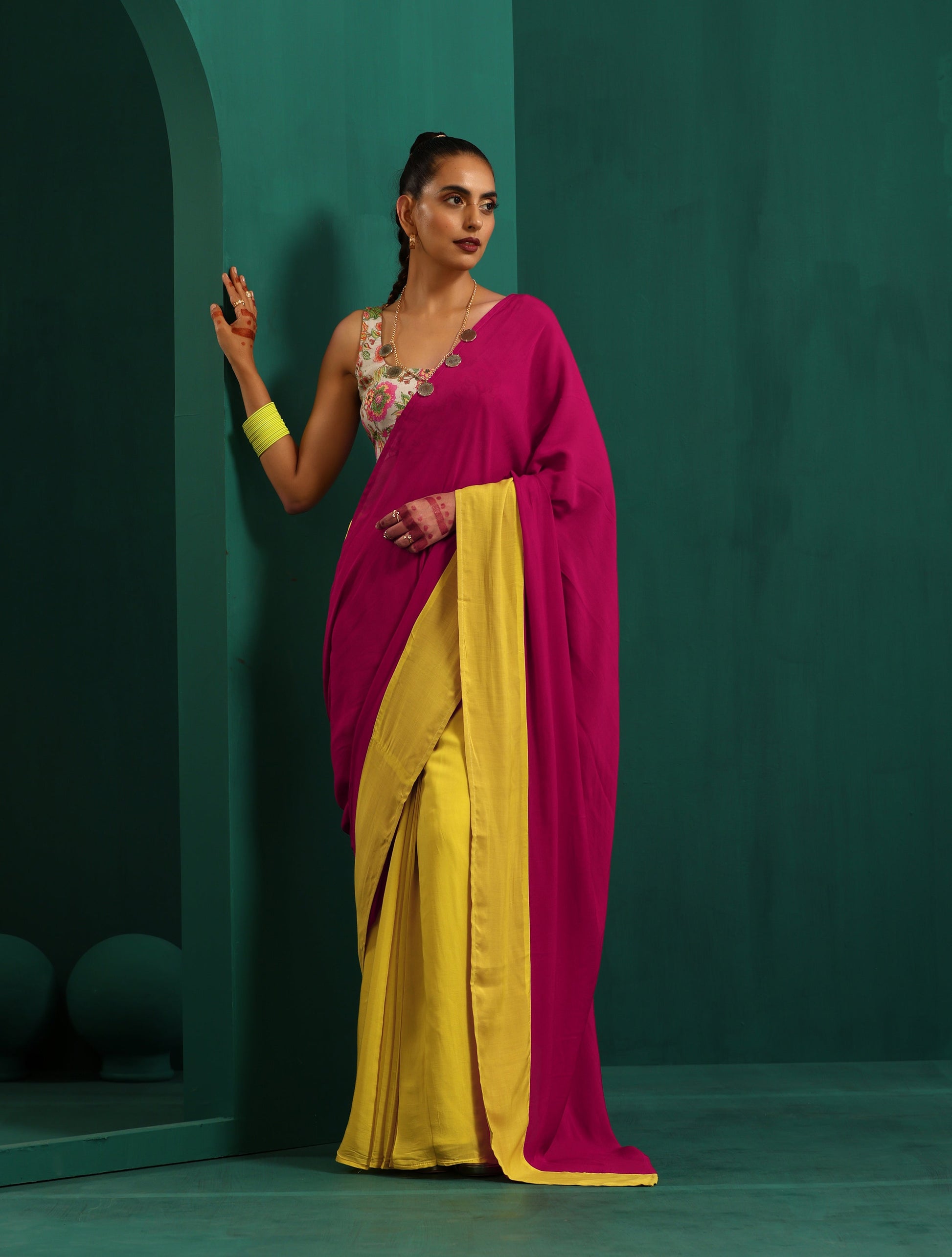 trueBrowns Lime Yellow Pink Muslin Silk Ready to Wear Saree | Swadesiicart