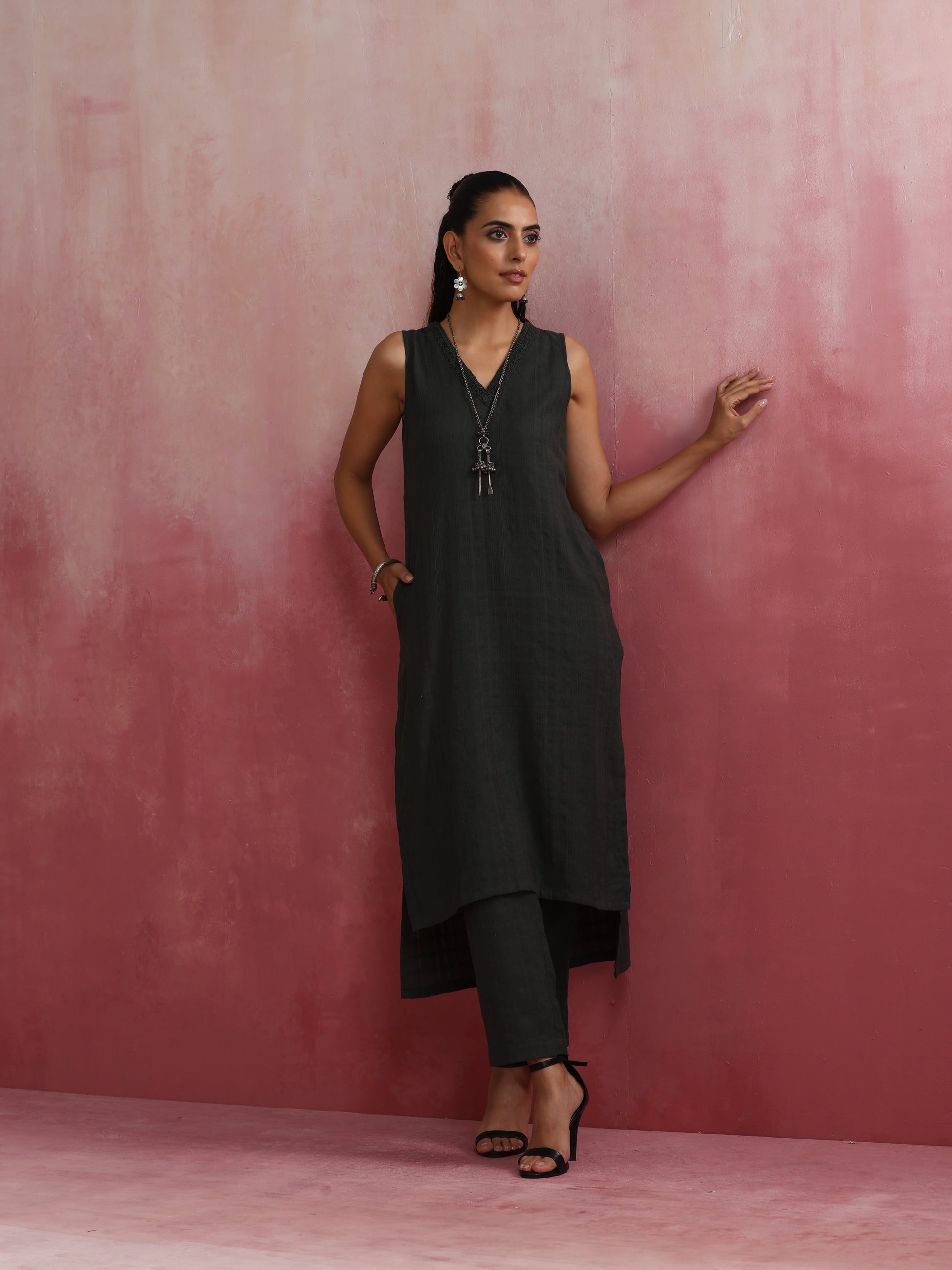 trueBrowns Dark Olive Green Cotton Dobby Kurta Set | Swadesiicart