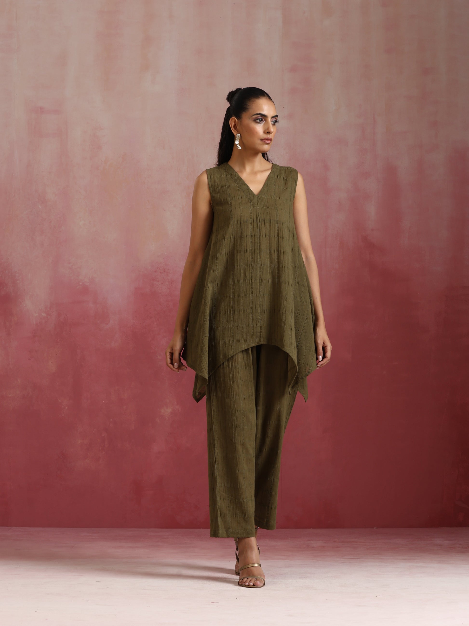 trueBrowns Olive Cotton Dobby Dobby Co-ord set - Swadesiicart
