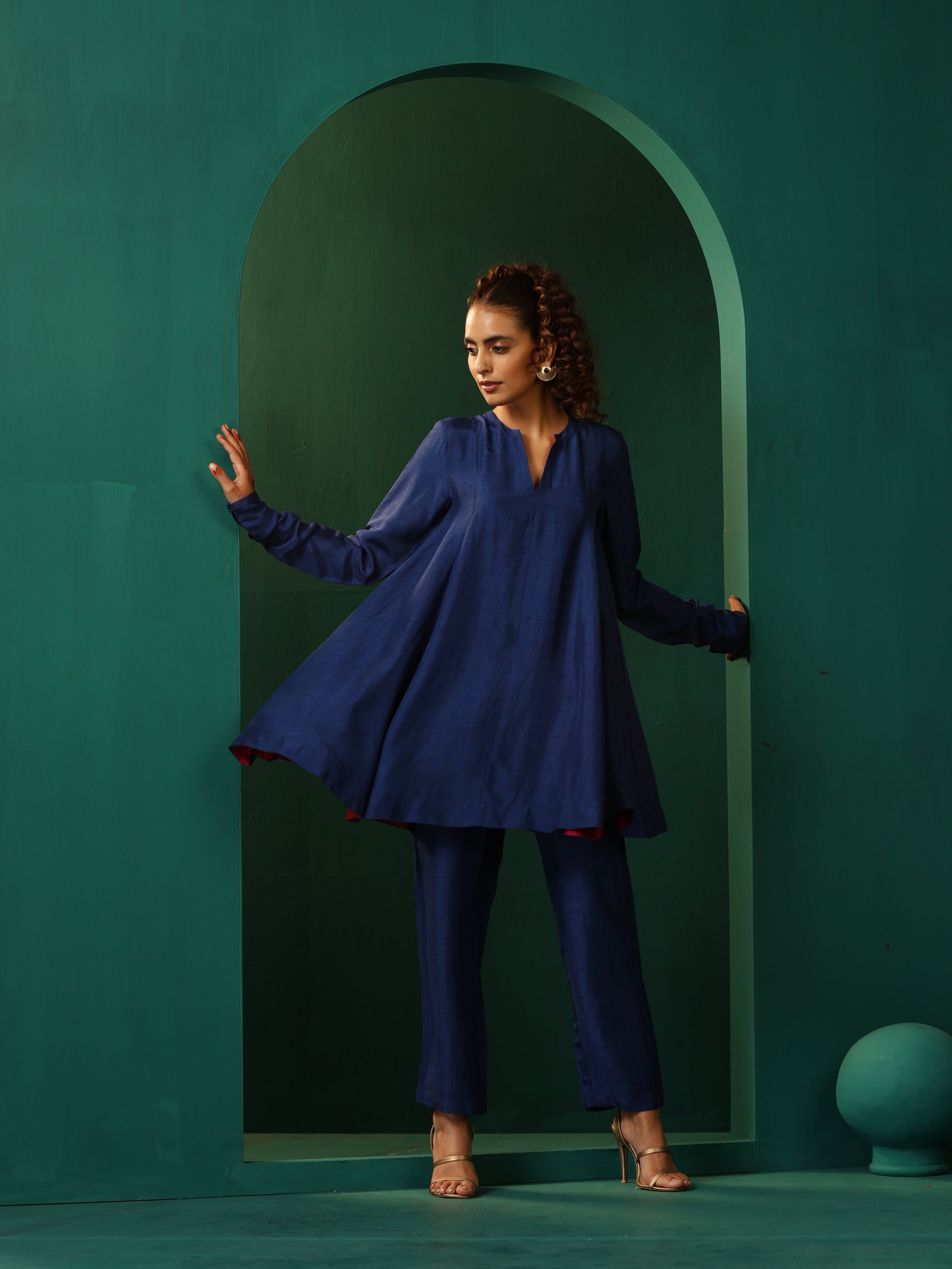 trueBrowns Blue Silk Flared Co-ord Set - Swadesiicart