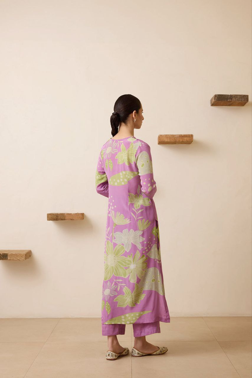 NOZ2TOZ Women's Floral Printed Knee Length V Neck Kurta Set - Swadesiicart