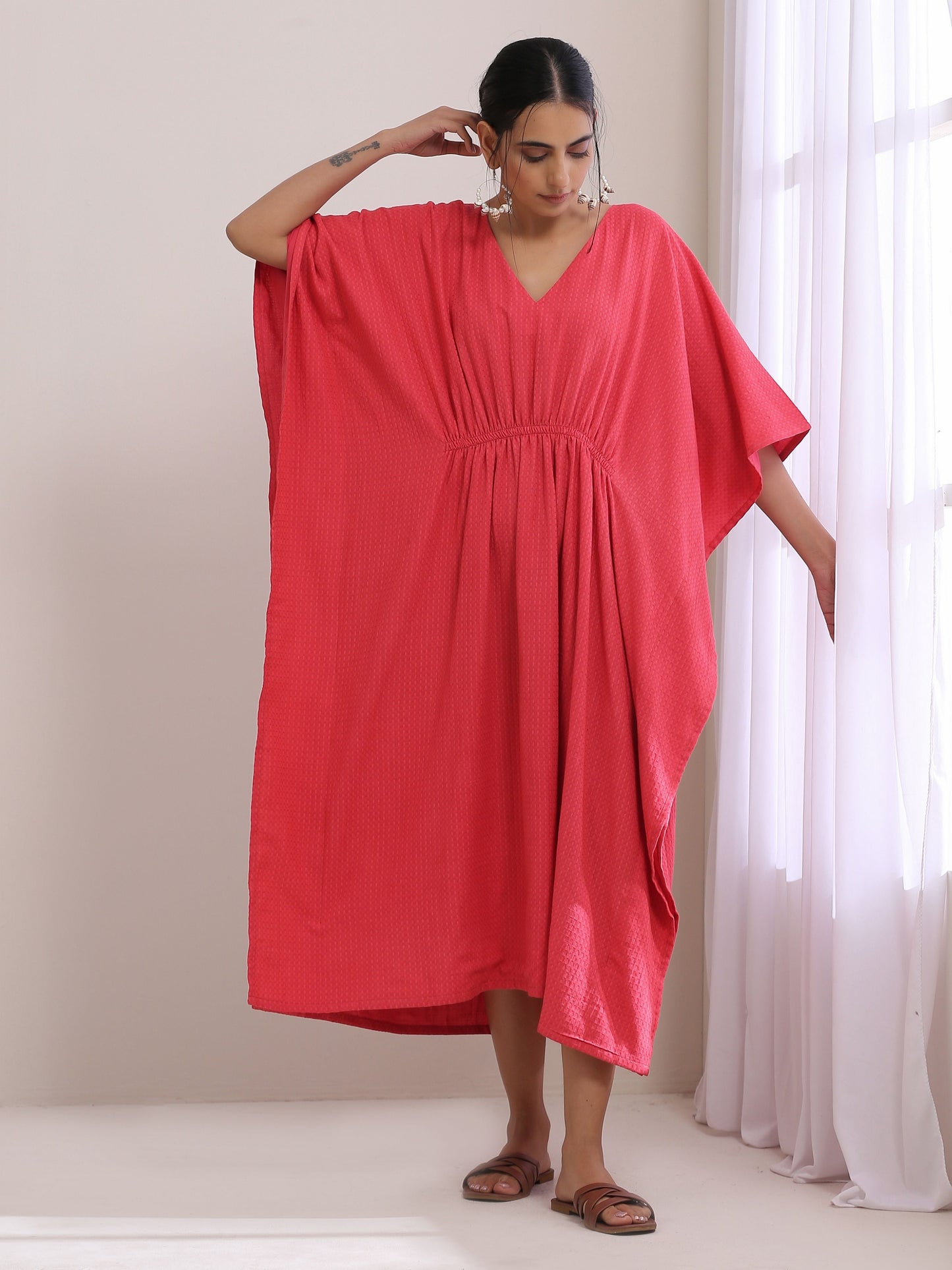 trueBrowns Bright Pink Dobby Kaftan Dress | Swadesiicart