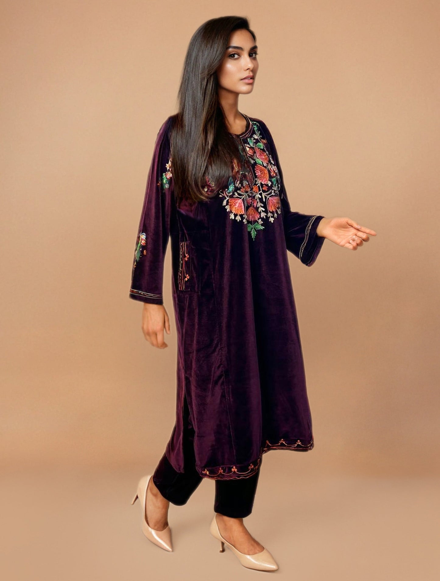 trueBrowns Maroon Velvet Embroidered Kurta Set | Swadesiicart