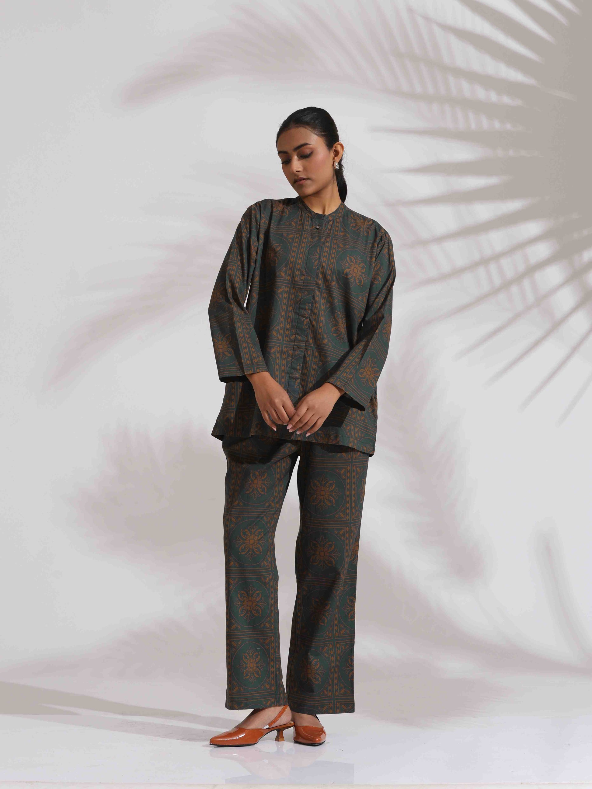 trueBrowns Green Cotton Print Shirt Top & Pants Co-ord Set - Swadesiicart