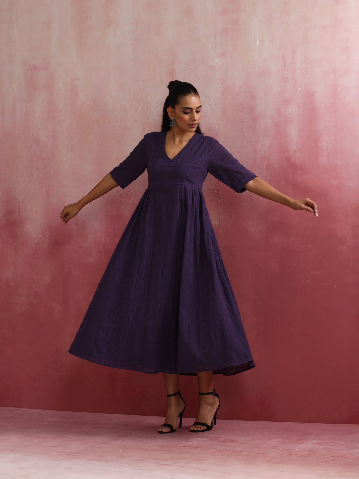 trueBrowns Purple Cotton Dobby Dress | Swadesiicart