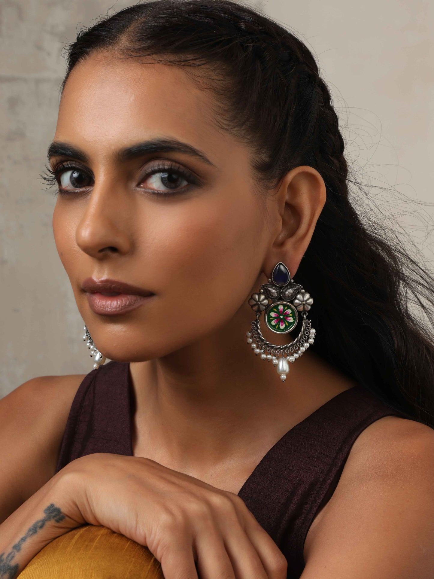 trueBrowns Silver Tone Handpainted Earrings | Swadesiicart