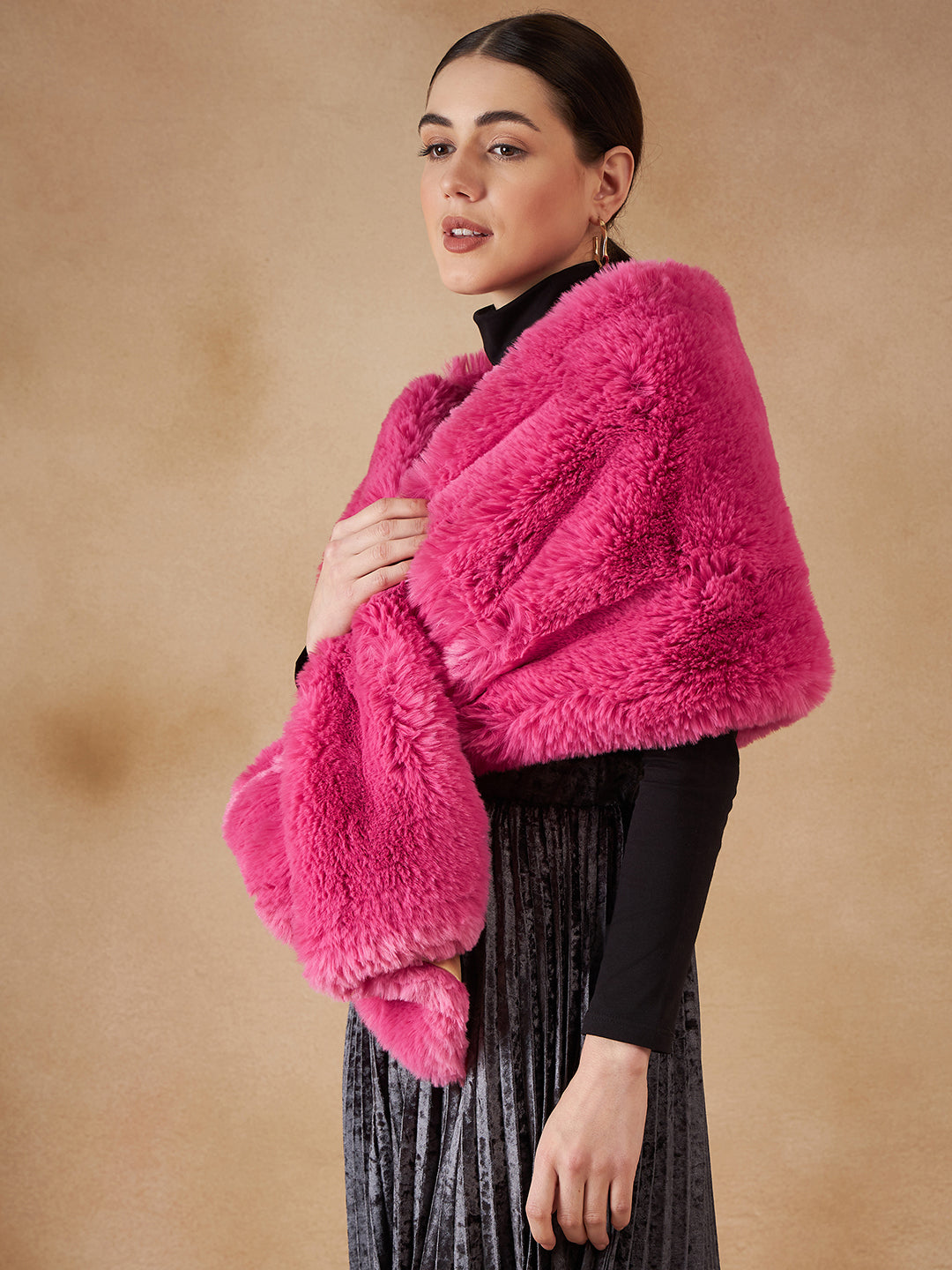 InWeave Women's Light Pink Long Faux Fur Cape - Swadesiicart