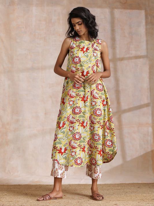 trueBrowns Yellow Overall Floral Block Print Cotton Sleeveless Kurta Pant Set | Swadesiicart