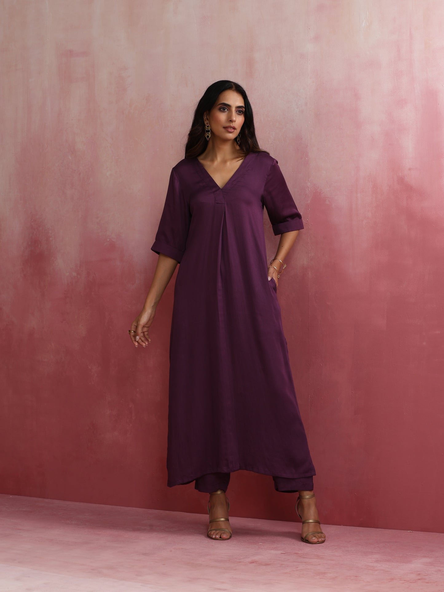 trueBrowns Purple Modal Pleated Kurta Set | Swadesiicart