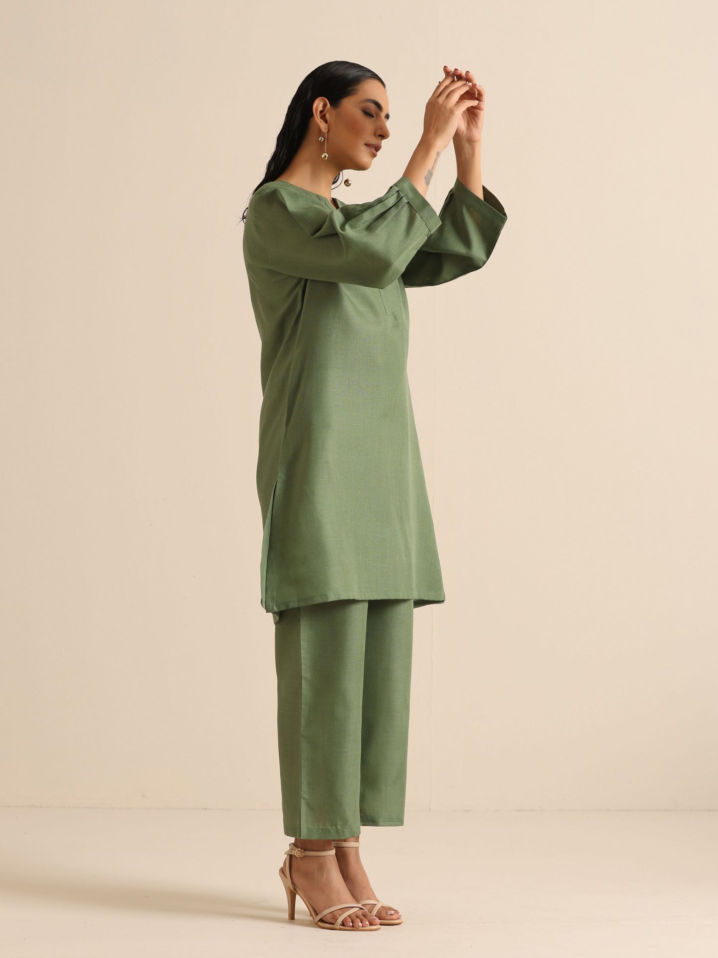 trueBrowns Olive Green Slub Relaxed Placket Co-Ord Set - Swadesiicart