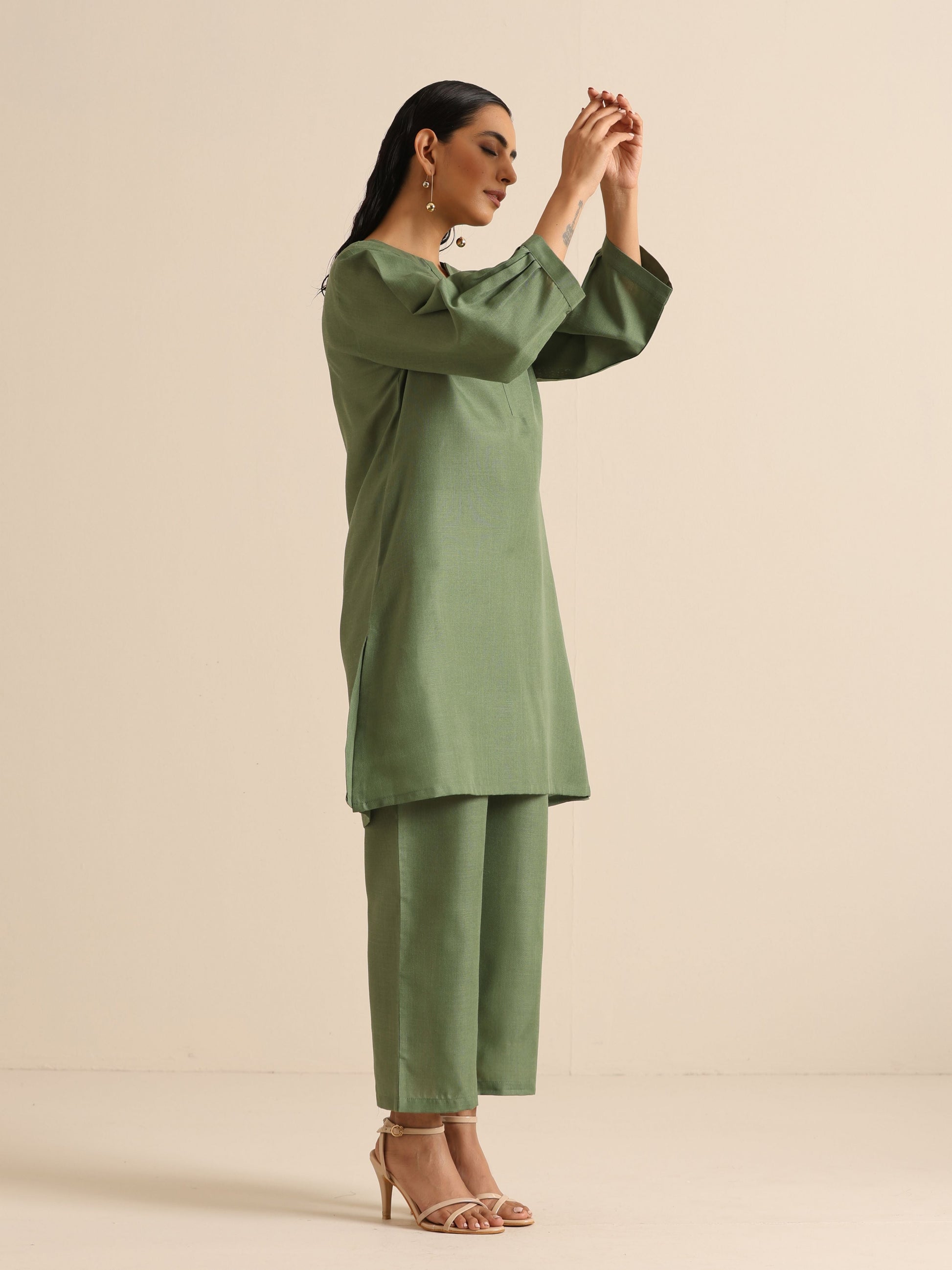 trueBrowns Olive Green Slub Relaxed Placket Co-Ord Set - Swadesiicart