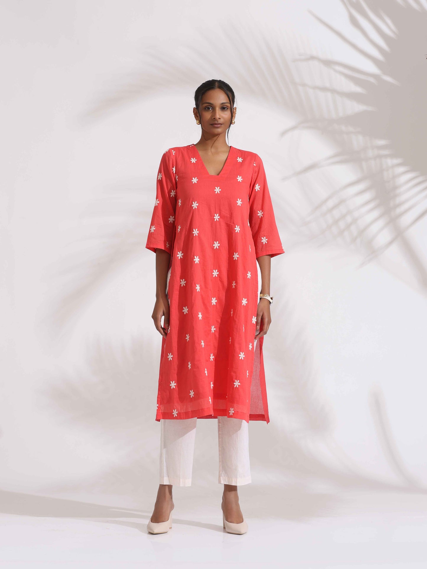 trueBrowns Orange Cotton Floral Embroidered Kurta Set | Swadesiicart