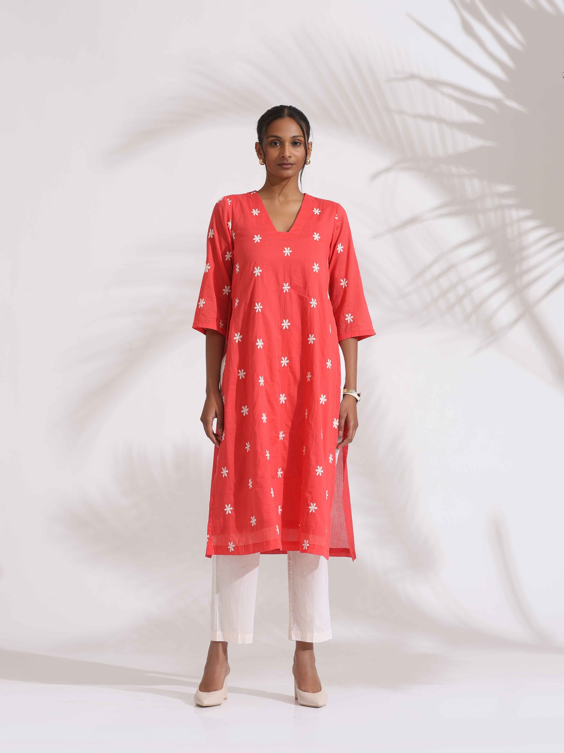 trueBrowns Orange Cotton Floral Embroidered Kurta Set | Swadesiicart