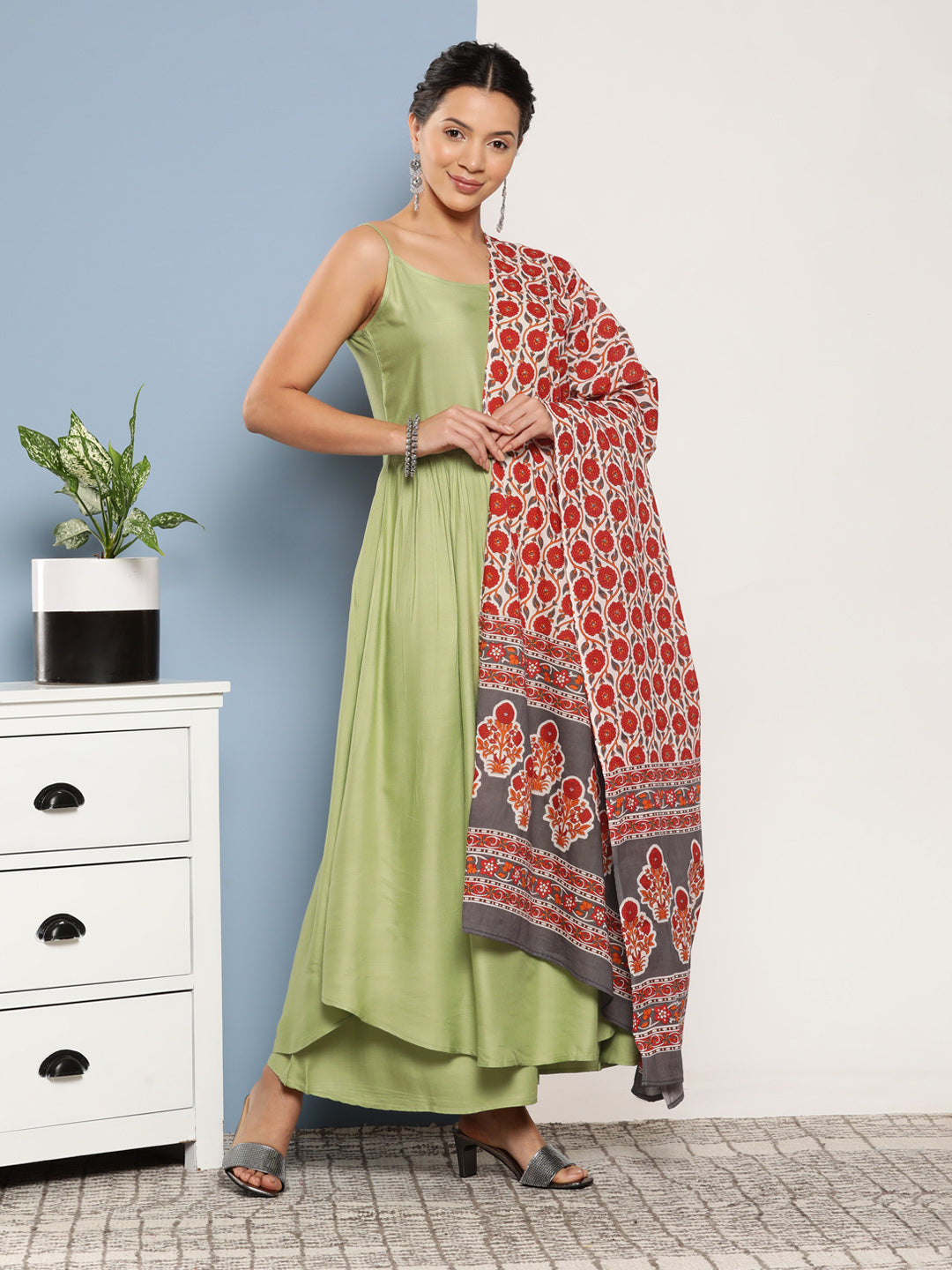 InWeave Women's Light Green Ray Strappy Set With Orange Floral Cotton Dupatta - Swadesiicart
