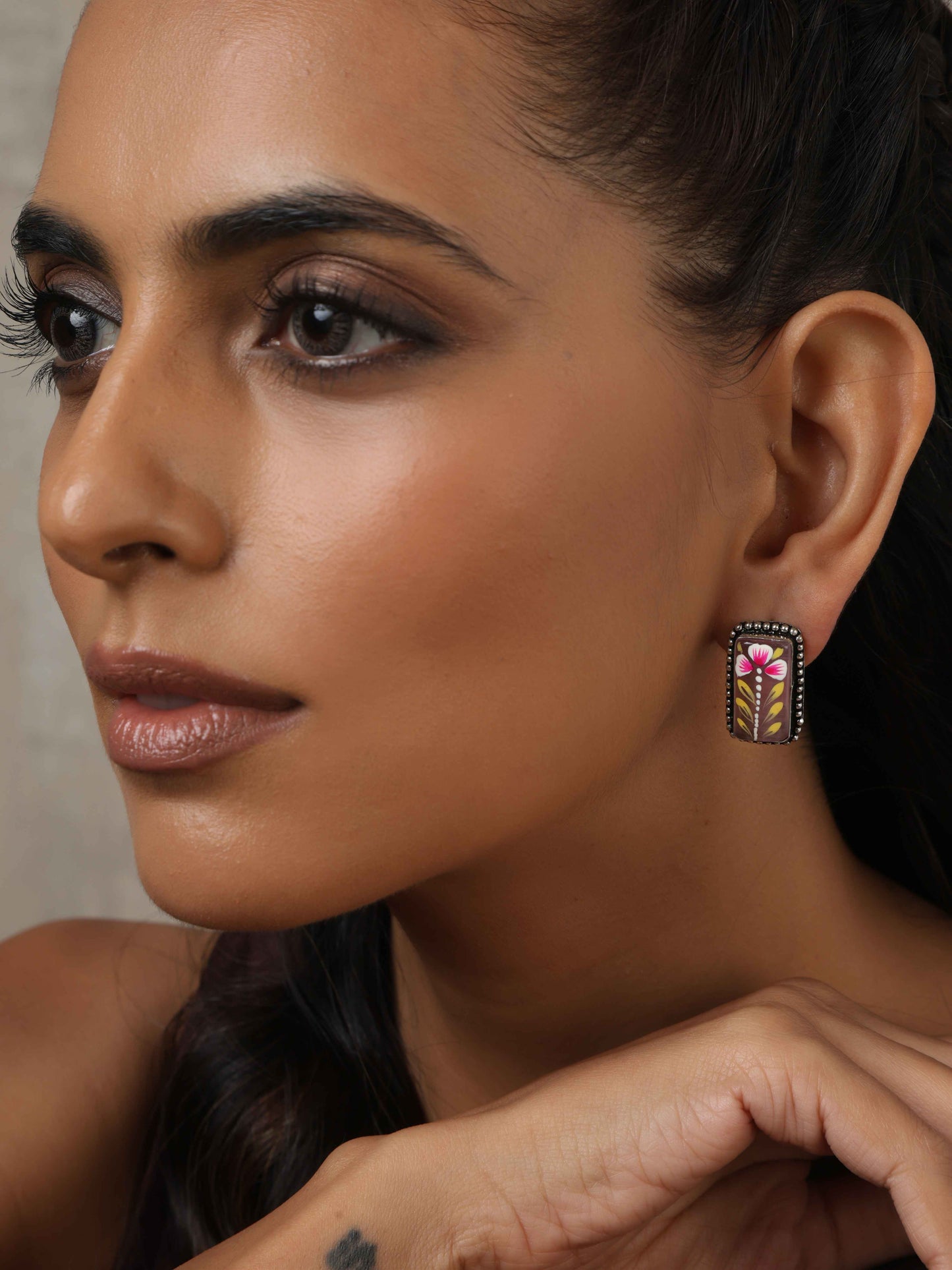 trueBrowns Silver Tone Handpainted Stud Earrings - Swadesiicart