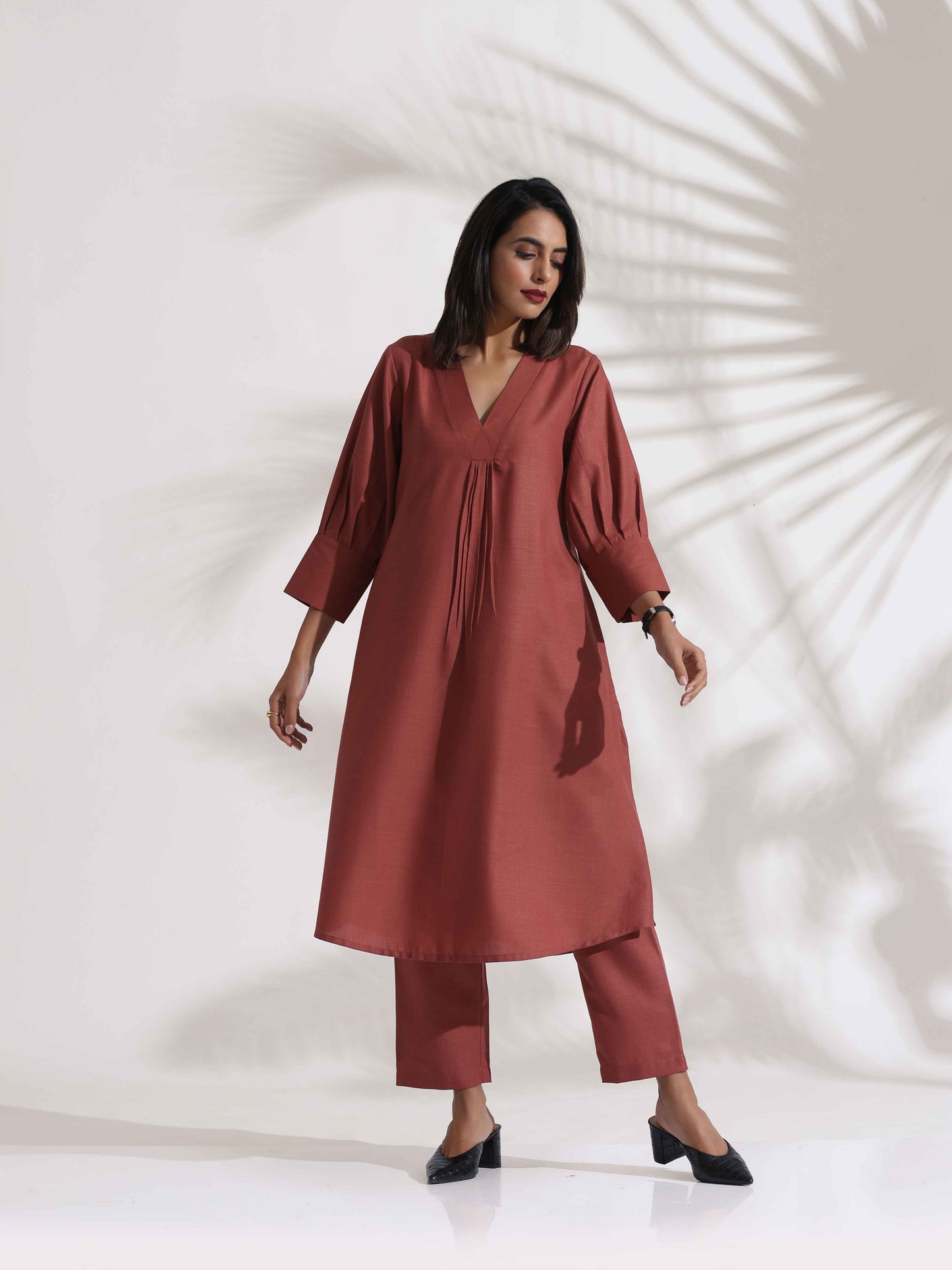 trueBrowns Pink Slub Kurta Set | Swadesiicart