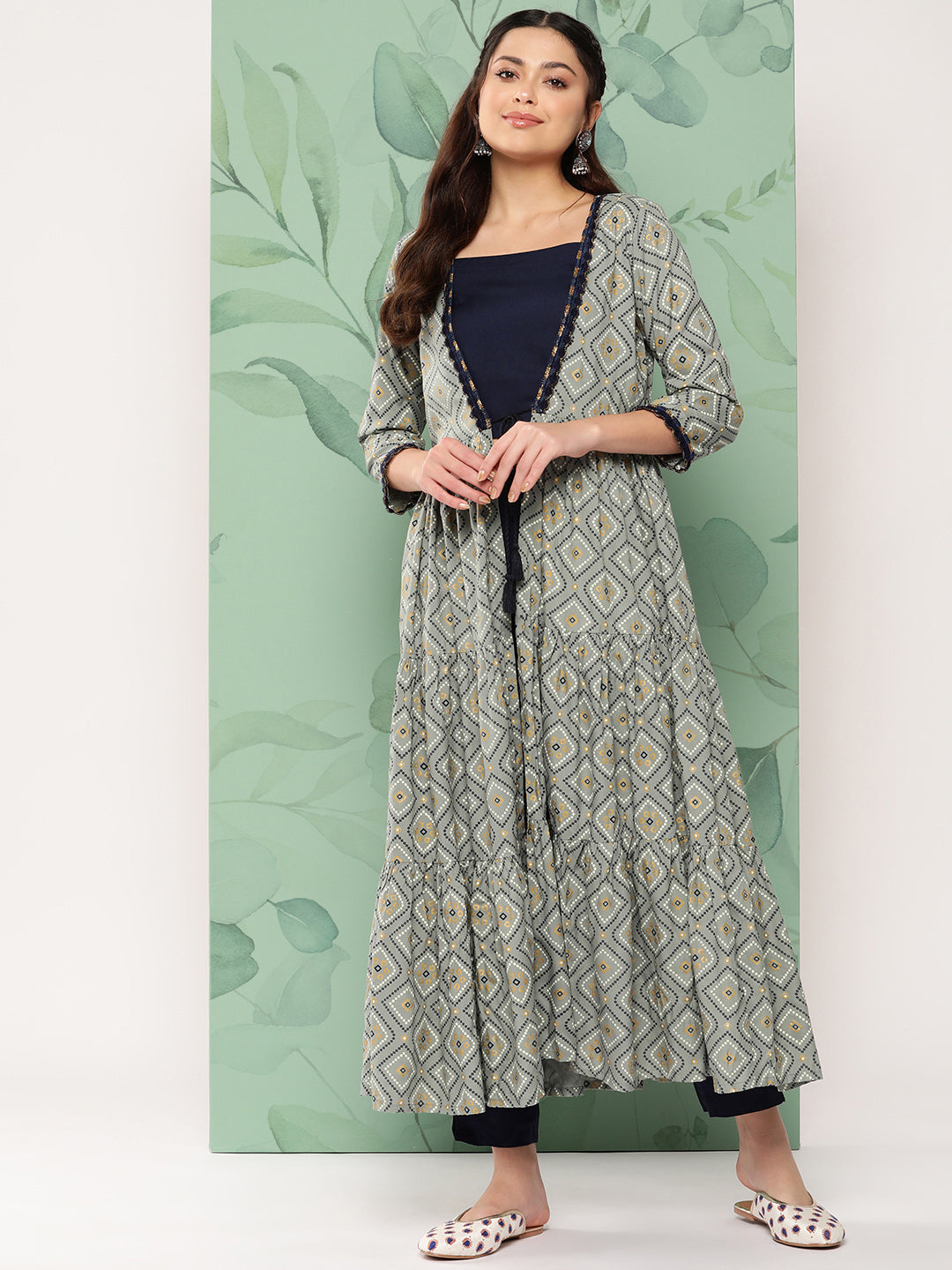 InWeave Women's Navy Top Bottom W Grey Bandhej Long Shrug Set - Swadesiicart