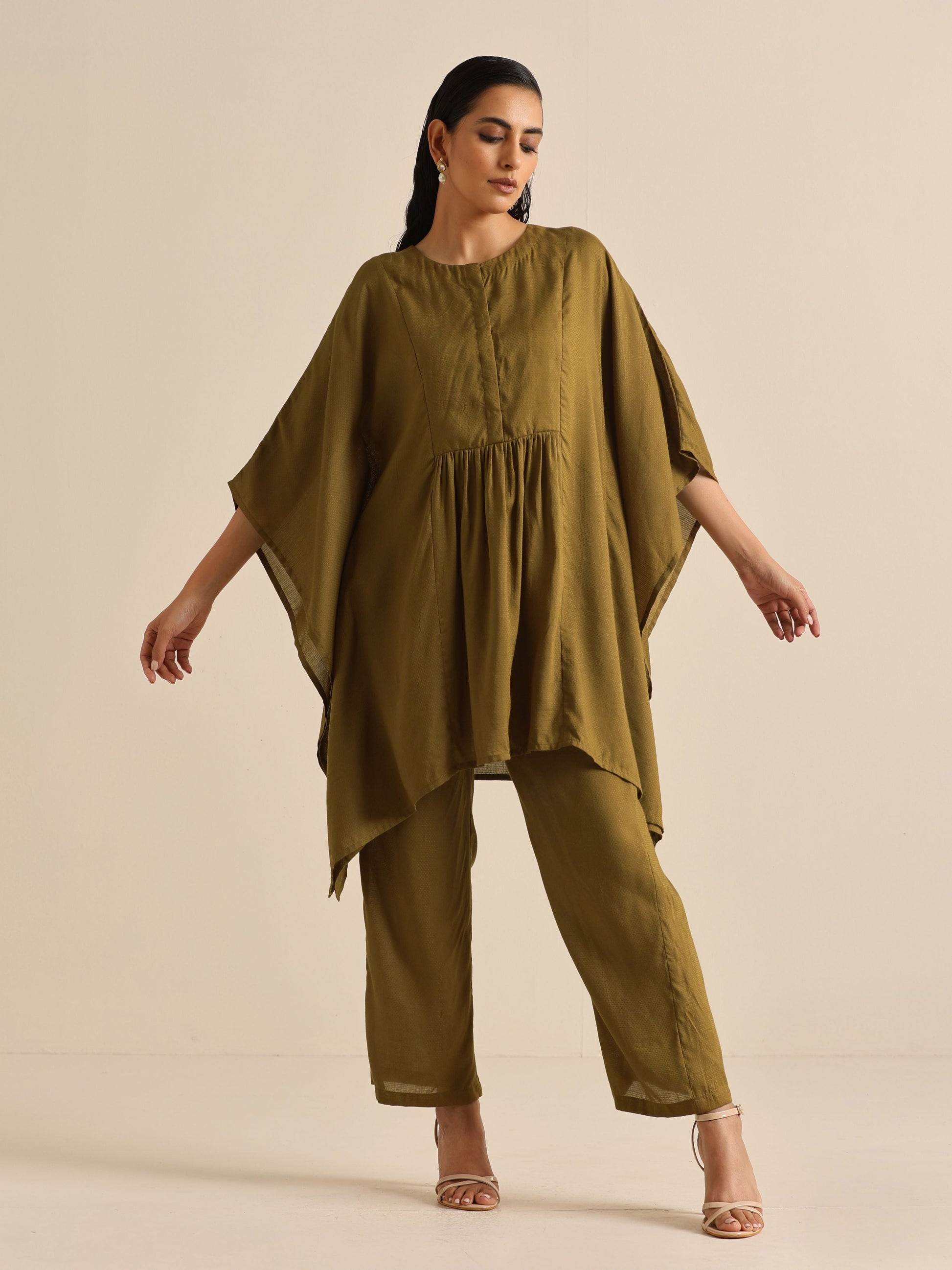 trueBrowns Olive Green Texture Doddy Kaftan Gathered Co-Ord Set - Swadesiicart