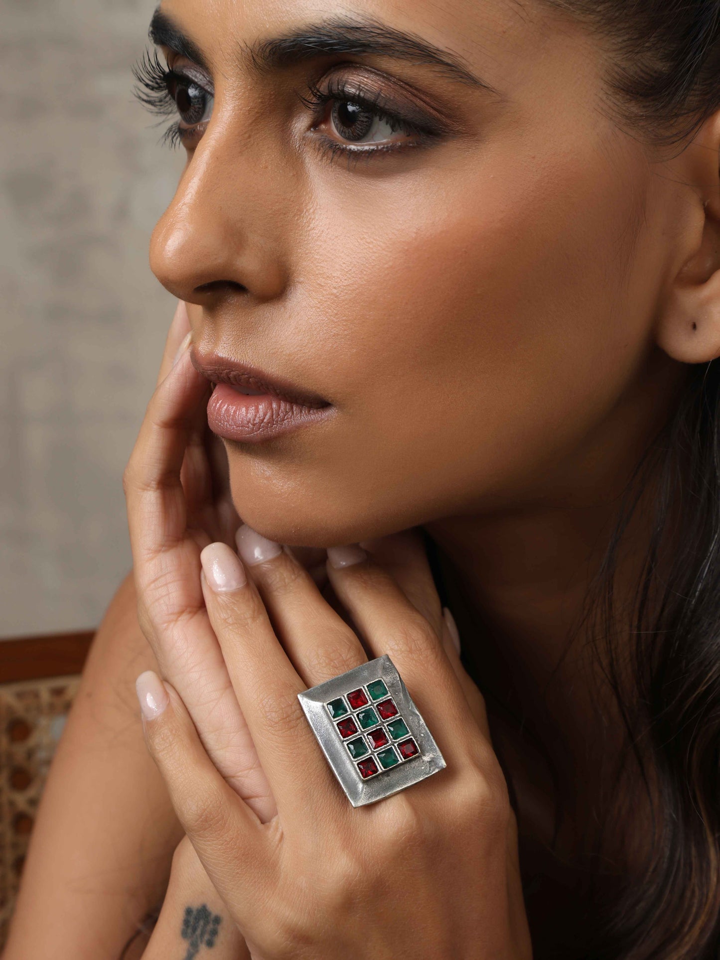 trueBrowns Silver Tone Rectangular Stone Ring | Swadesiicart