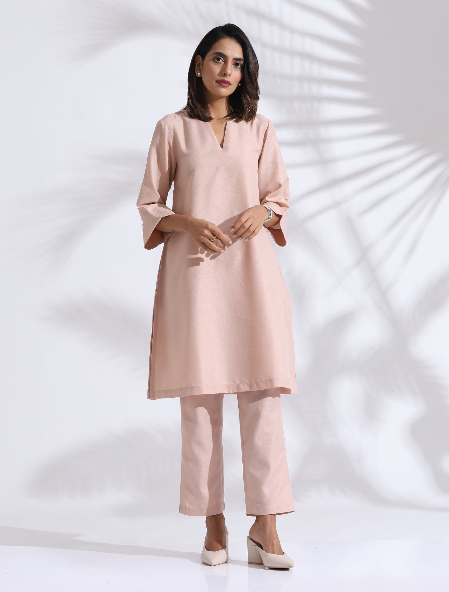 trueBrowns Light Pink Slub Kurta Co-ord Set - Swadesiicart