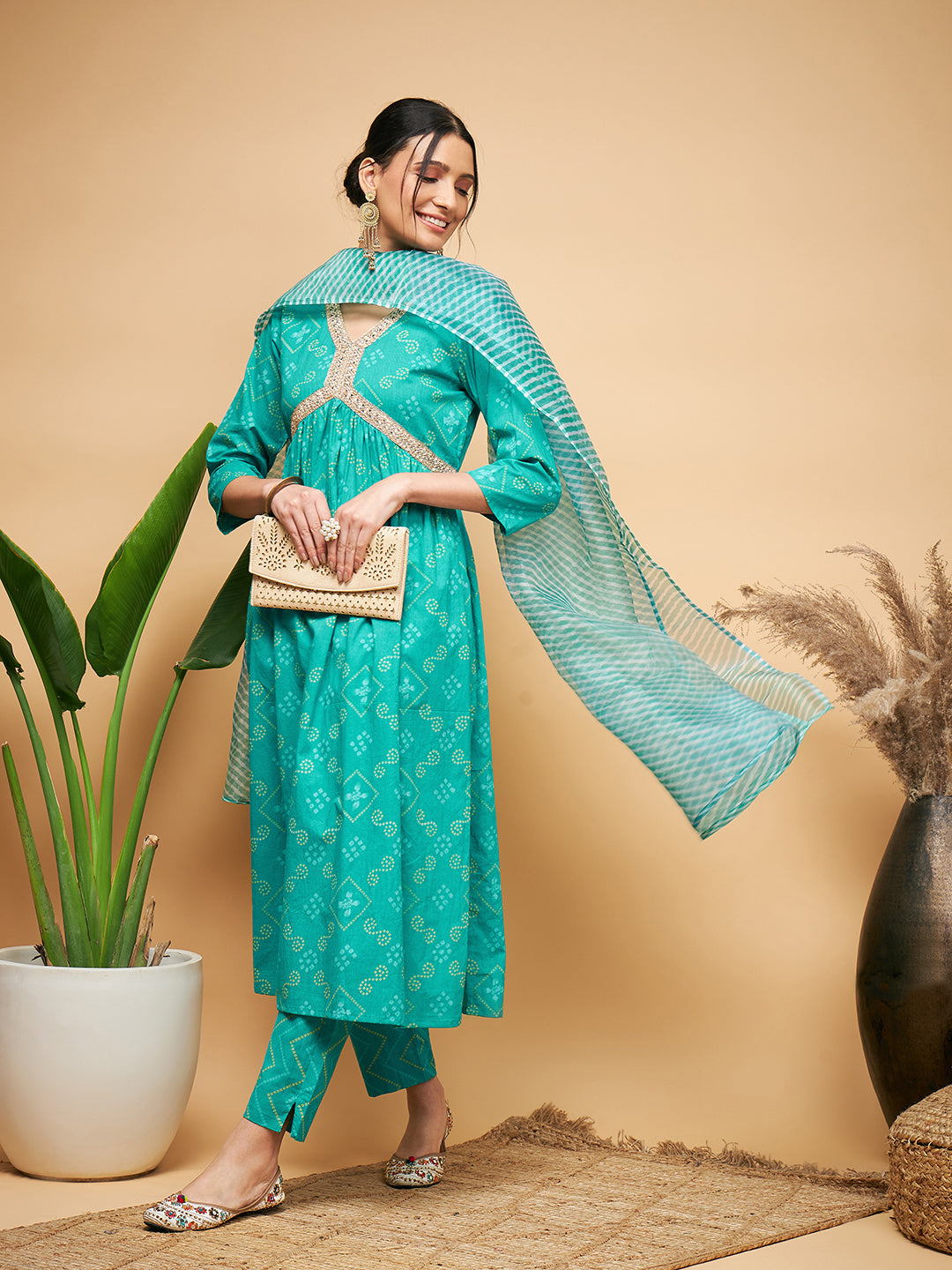 InWeave Women's Aqua S Print Alia Cut Gota Work Kurta Set W Aqua Le Du - Swadesiicart