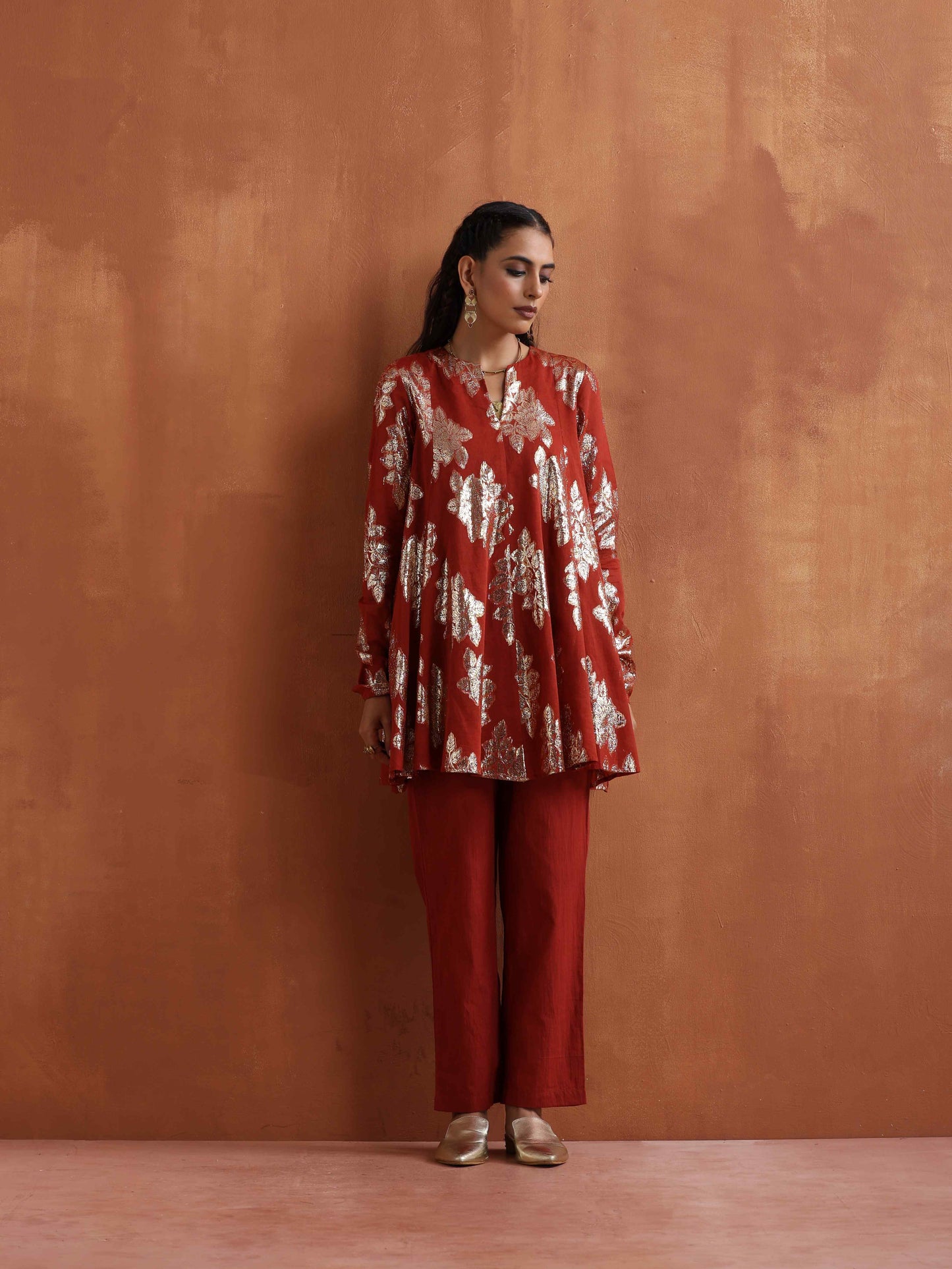 trueBrowns Rust Metallic Flared Anarkali Co-ord Set - Swadesiicart