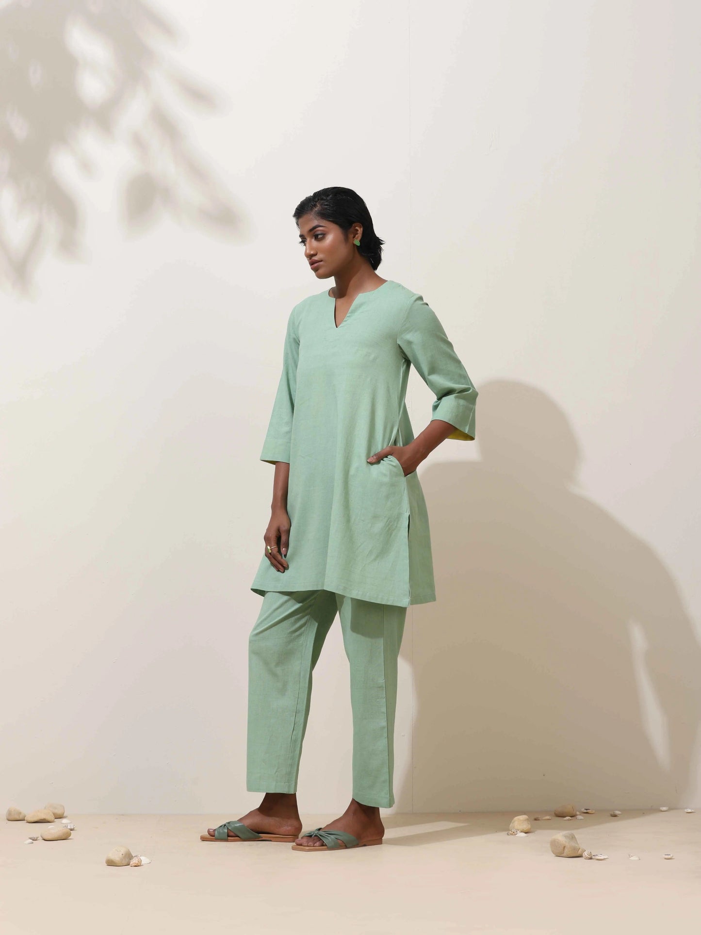 trueBrowns Mint Green Cotton Linen Kurta Co-Ord Set - Swadesiicart
