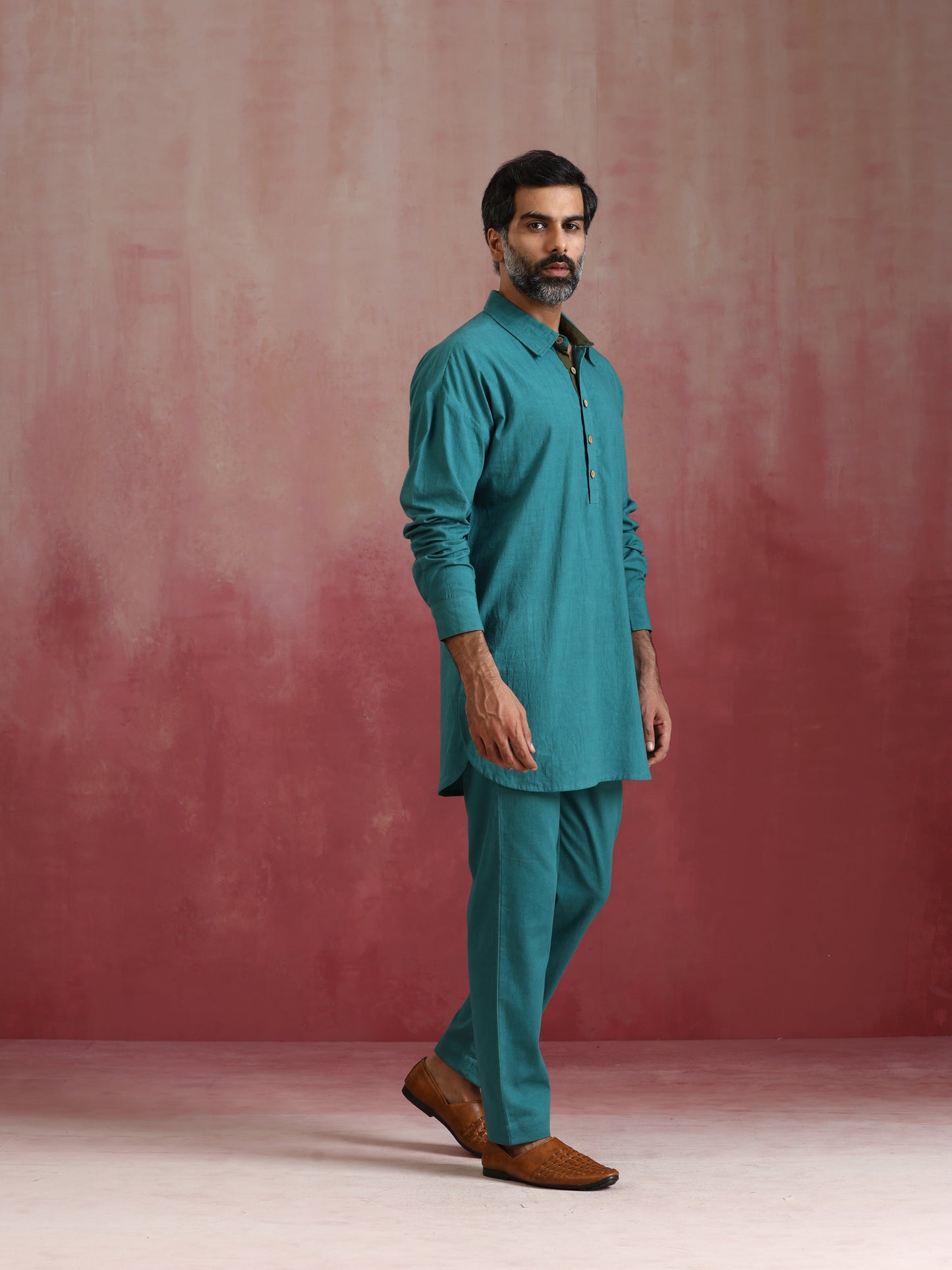 trueBrowns Men's Teal Cotton Shirt Collar Stylized Kurta Co-ord set - Swadesiicart