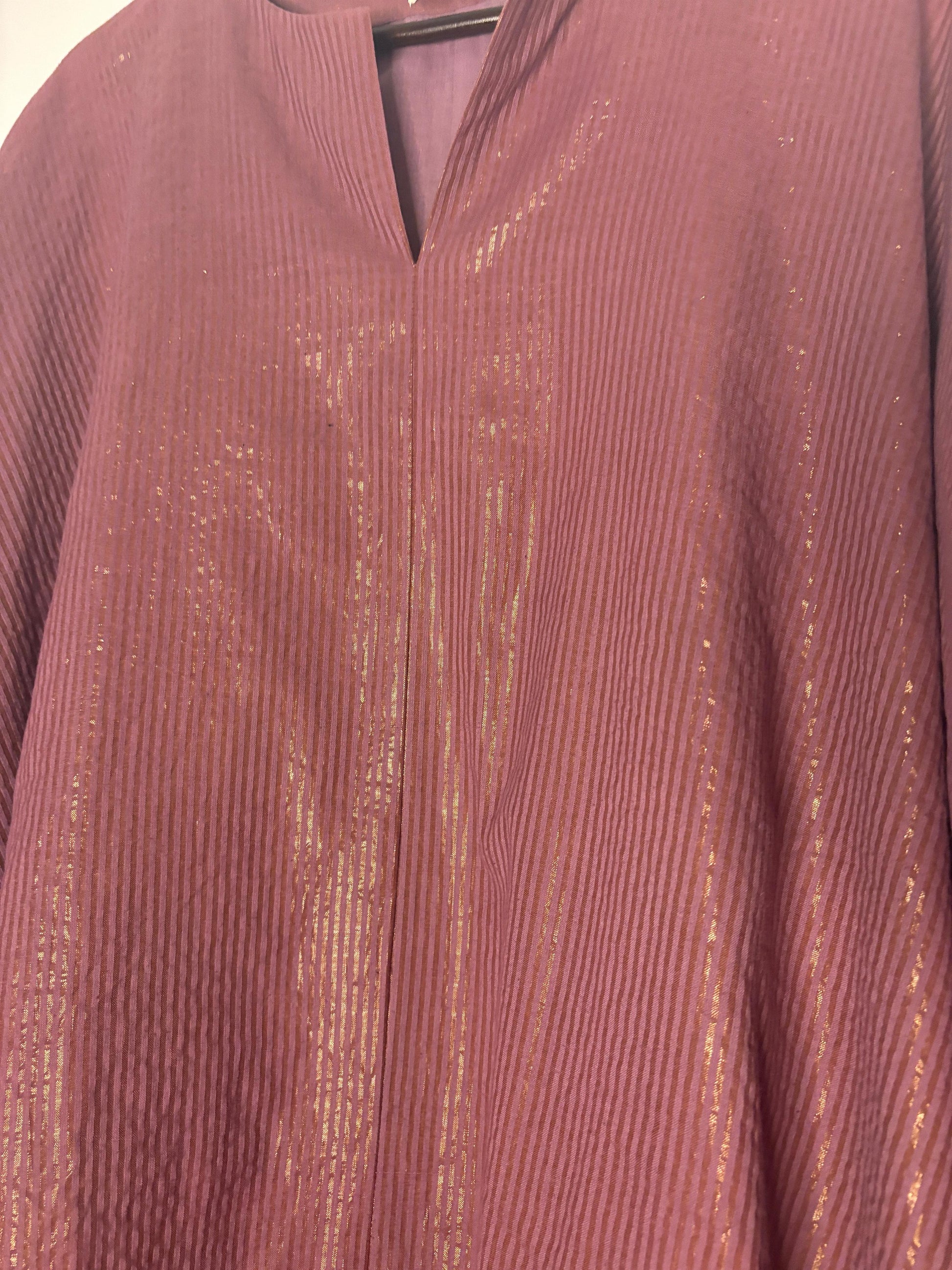 trueBrowns Lilac Metallic Top | Swadesiicart