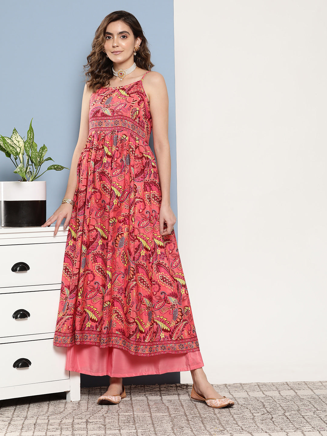 InWeave Women's Camelia Pastel Peach Print Strappy Kurta Set - Swadesiicart