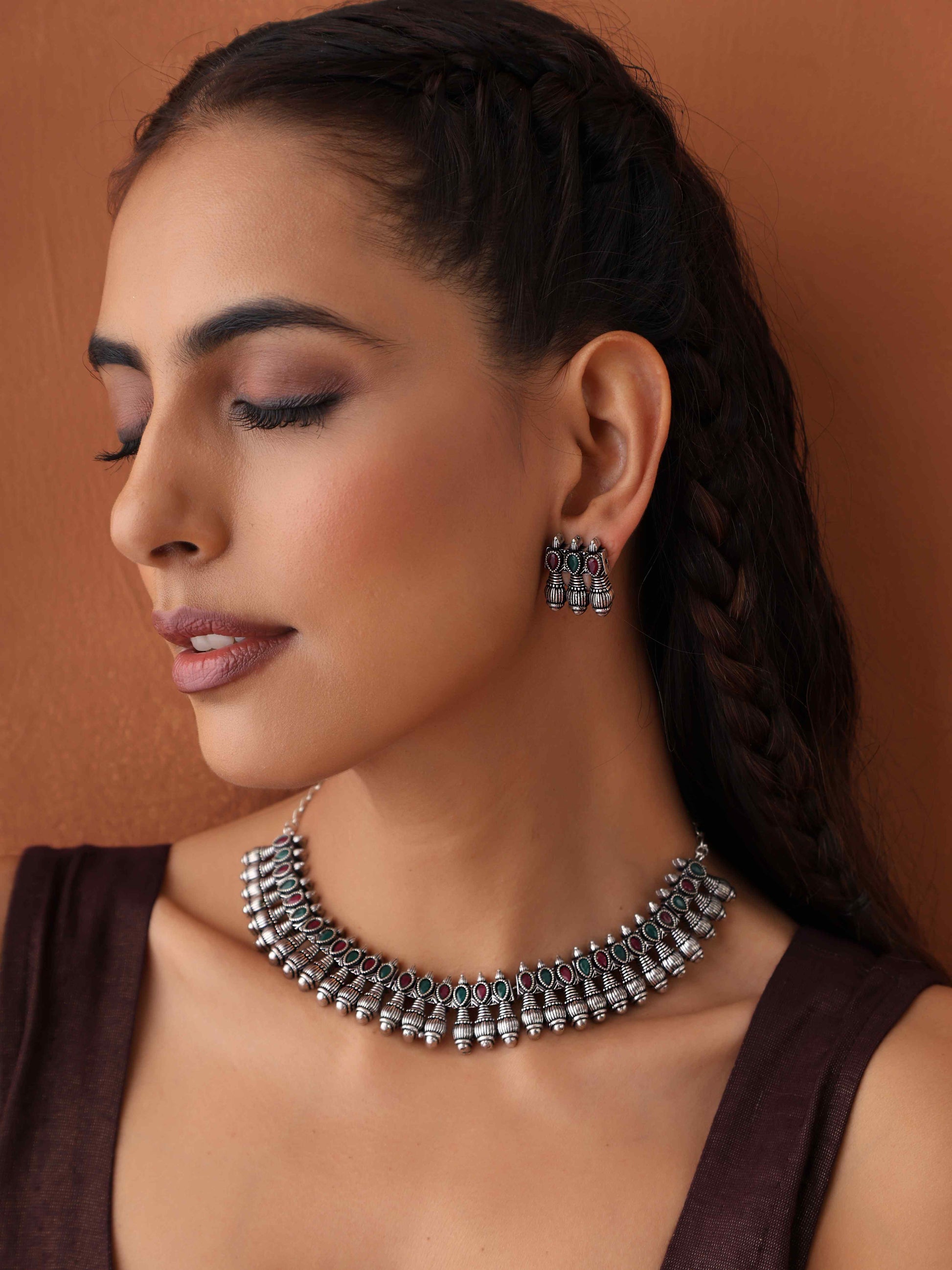trueBrowns Silver Tone Necklace Set - Swadesiicart