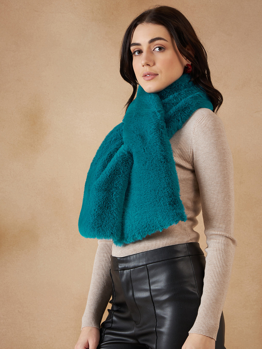 InWeave Women's Cyan Blue Faux Fur Neck Warmer - Swadesiicart