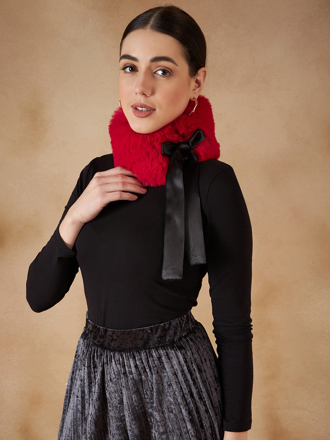 InWeave Women's Cherry Red Fur Neckpiece - Swadesiicart