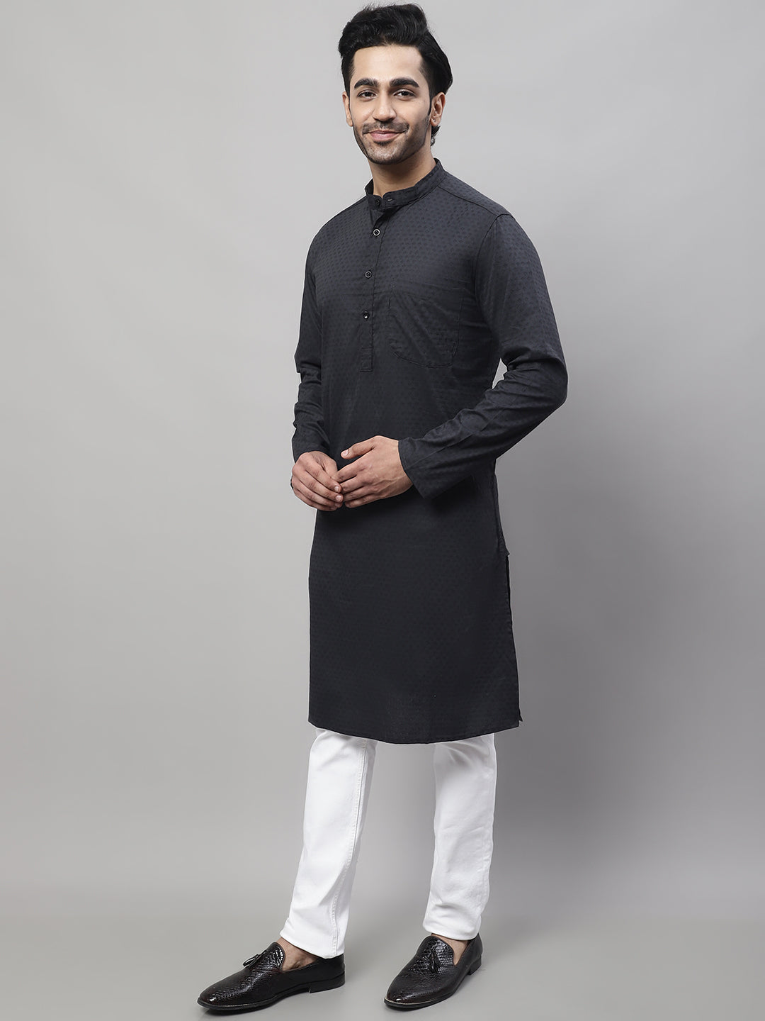 Even Apparels Black Pure Cotton Kurta With Band Collar | Swadesiicart