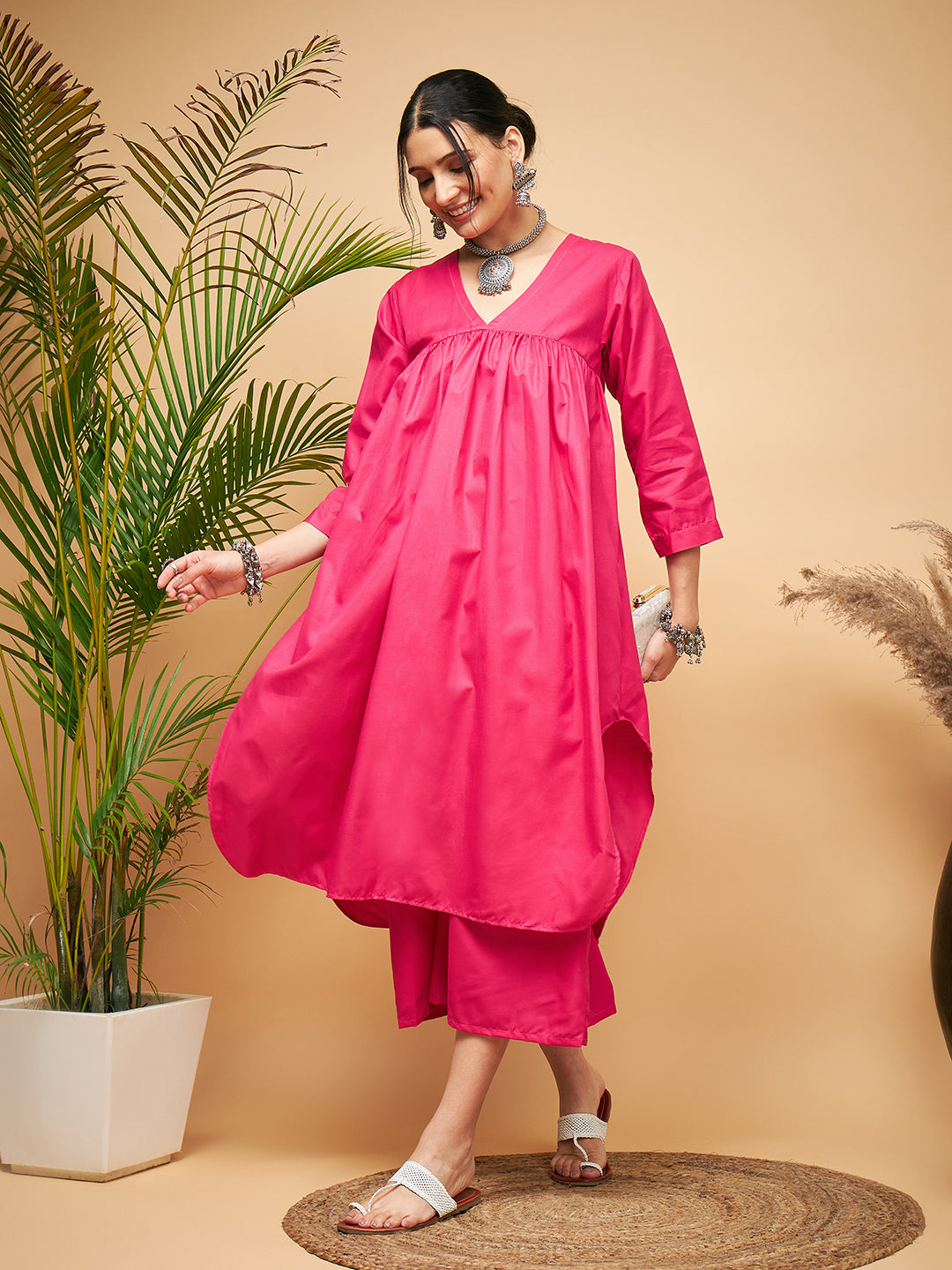 InWeave Women's Fuchsia Flared Kurta Palazzo Set - Swadesiicart