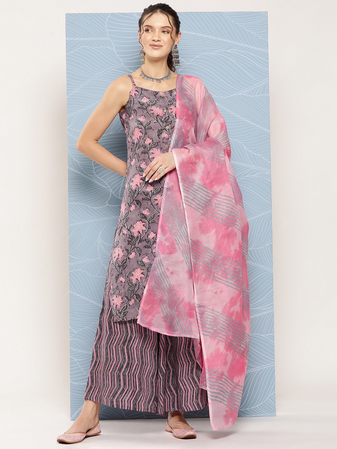 InWeave Women's Mauve Abstract Strappy Set With Dupatta - Swadesiicart