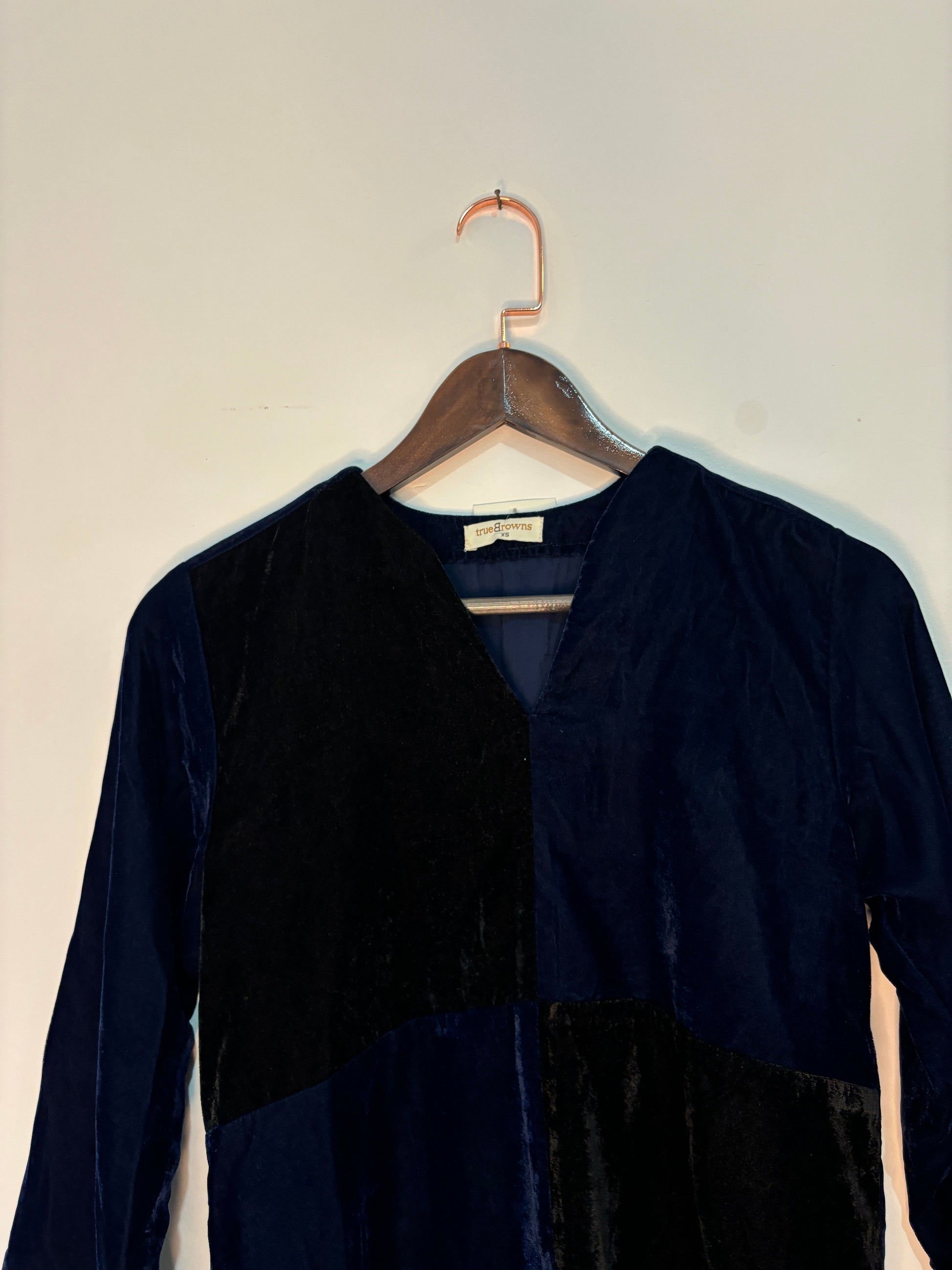 trueBrowns Blue Velvet Co-ord Set - Swadesiicart