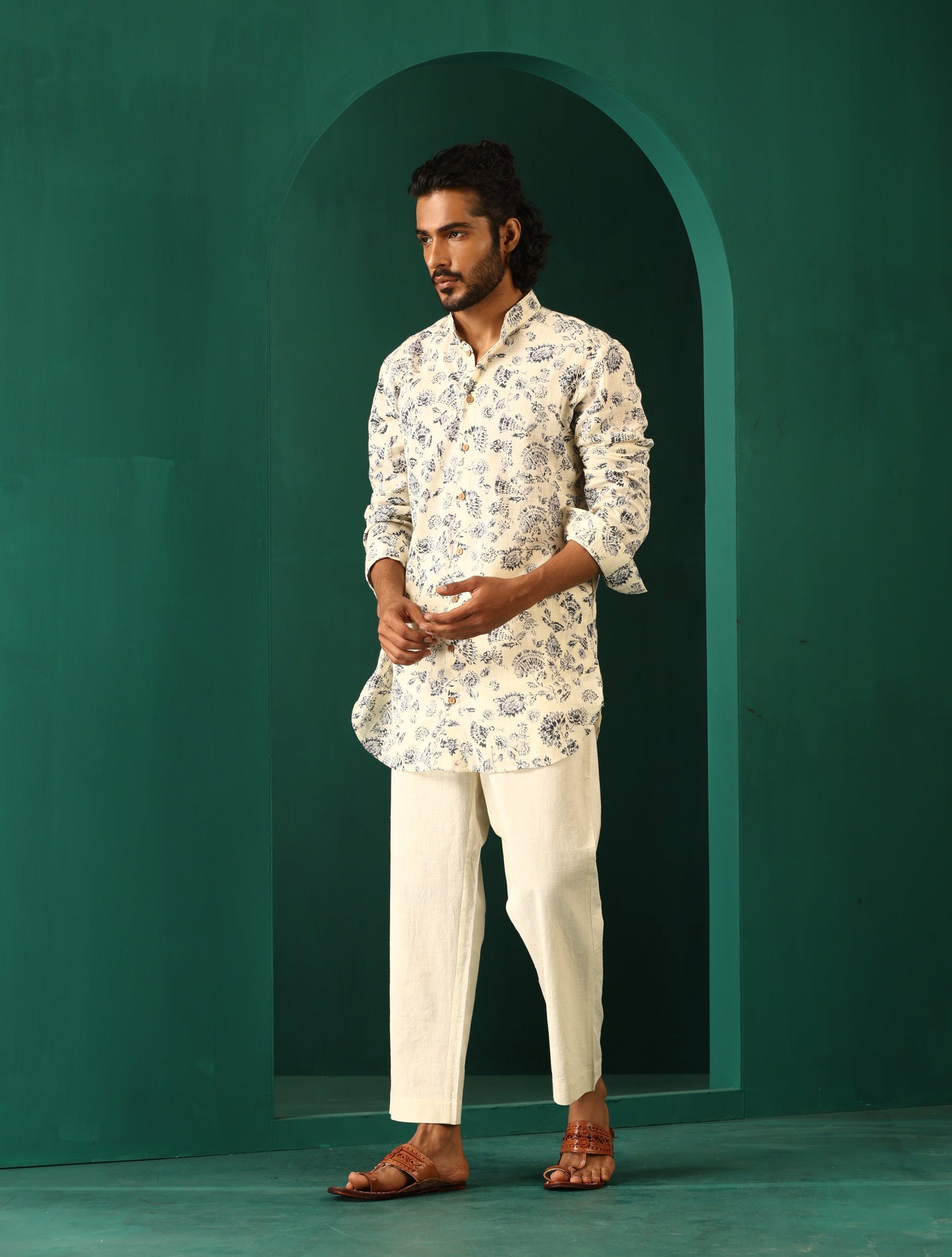 trueBrowns Men's Ivory Floral Cotton Printed Co-ord Set - Swadesiicart