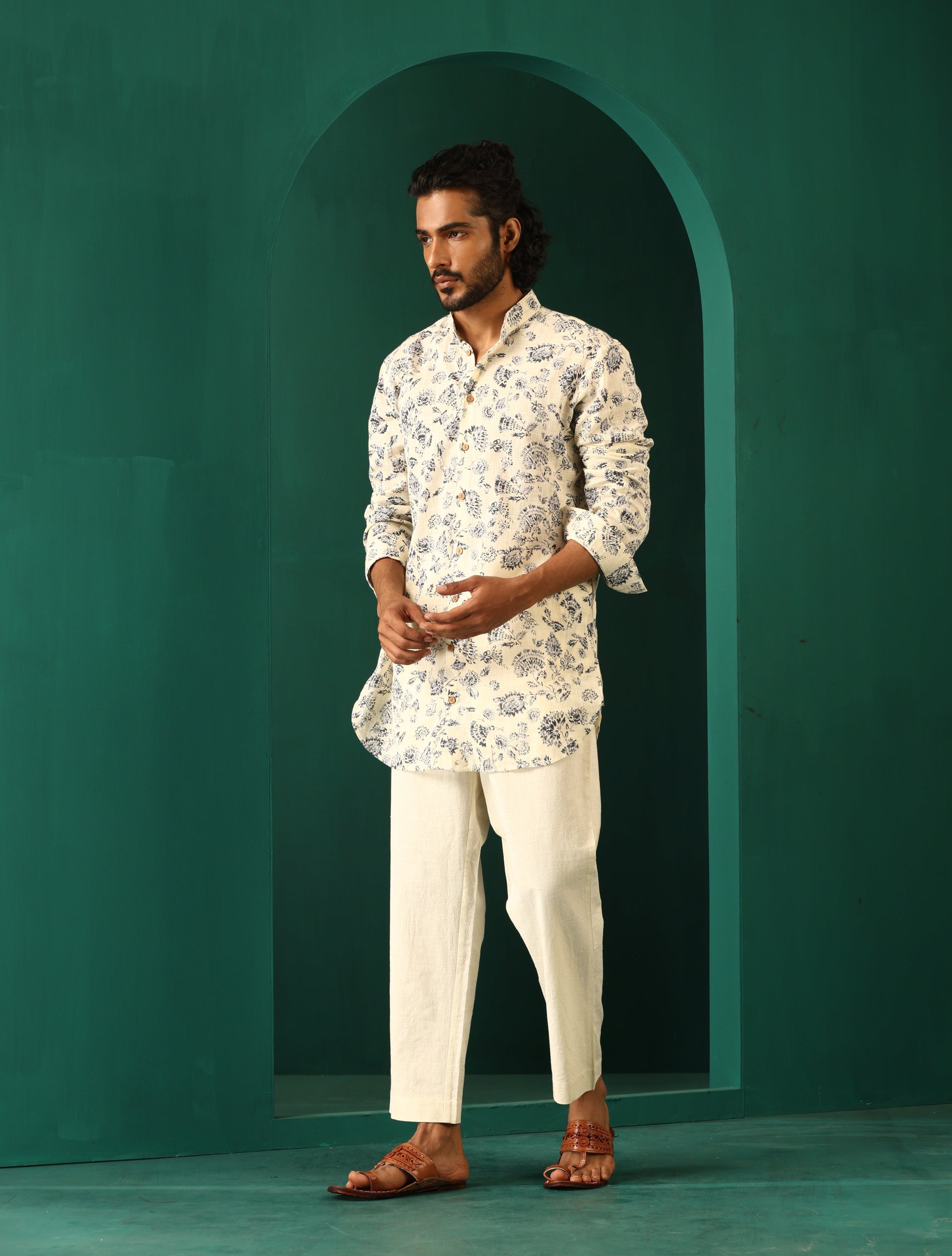 trueBrowns Men's Ivory Floral Cotton Printed Co-ord Set - Swadesiicart