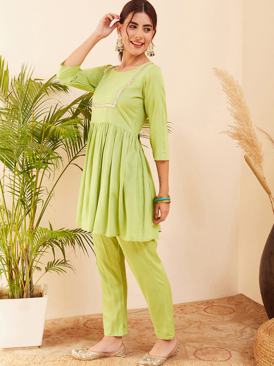 InWeave Women's Pear Green Round Neck Square Gota Work Kurta Pant Set - Swadesiicart