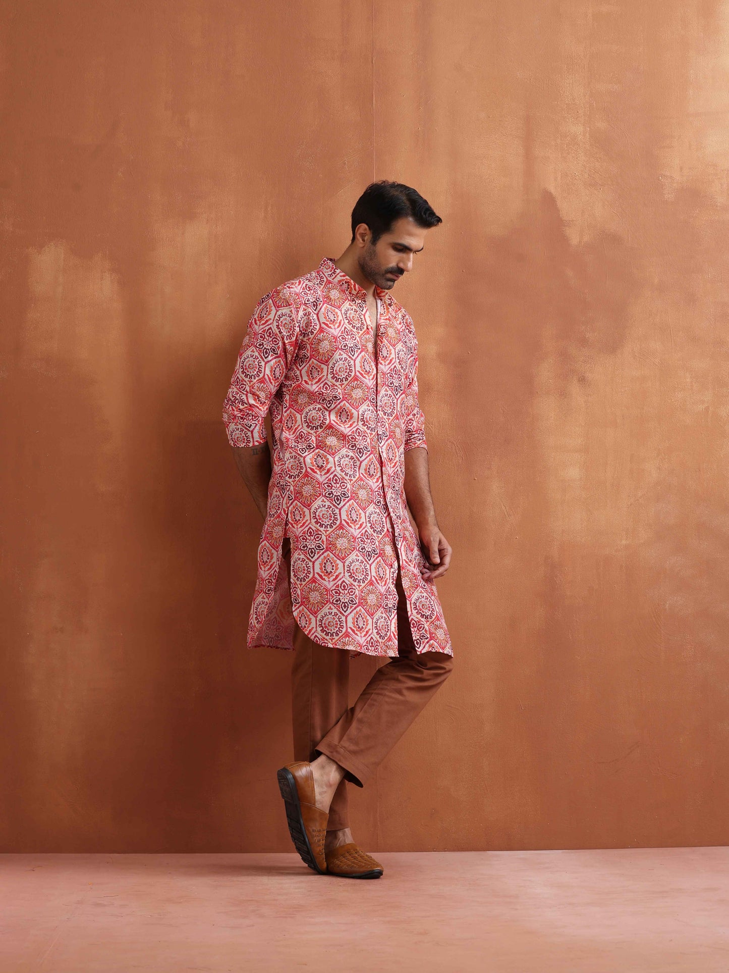 trueBrowns Men's Beige Printed Front Open Kurta | Swadesiicart