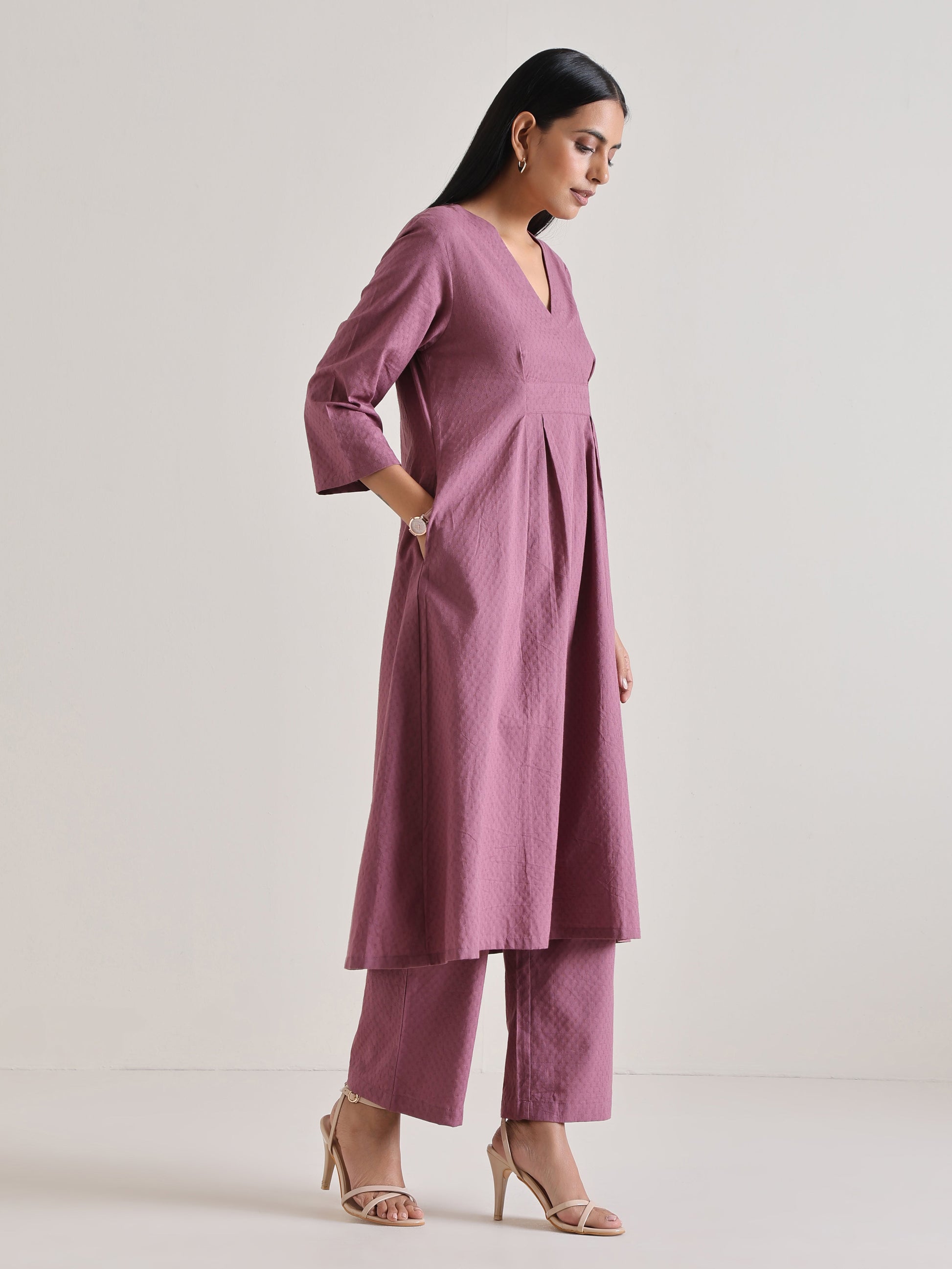 trueBrowns Orchid Overlap Pleat Kurta Pant Set | Swadesiicart