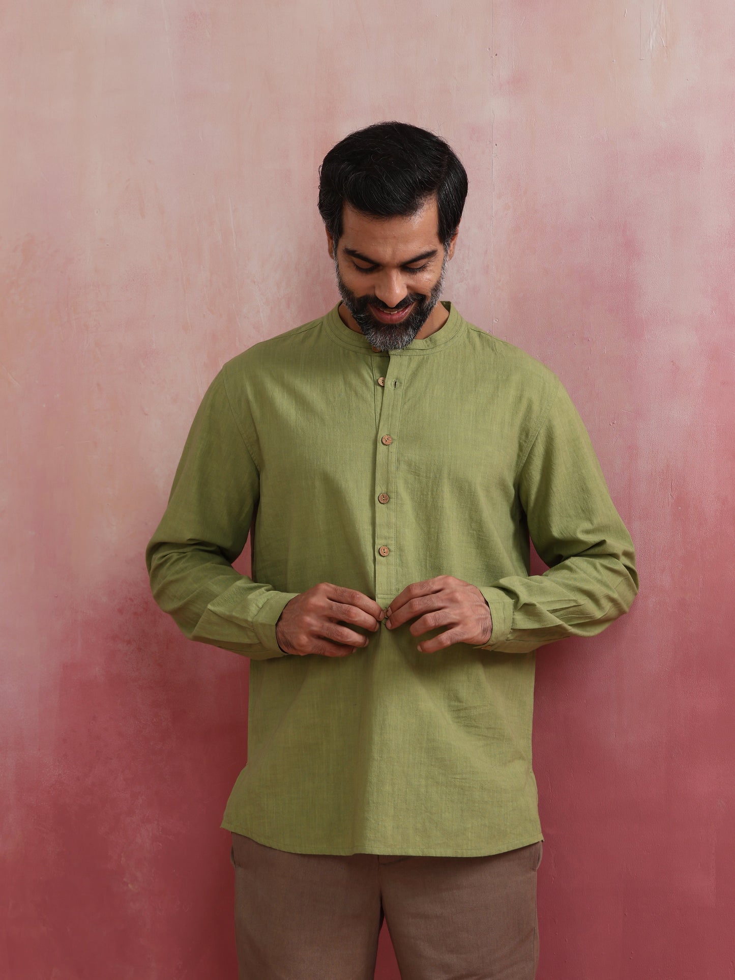 trueBrowns Men's Pista Green Cotton Mandarin Collar Stylized Kurta | Swadesiicart