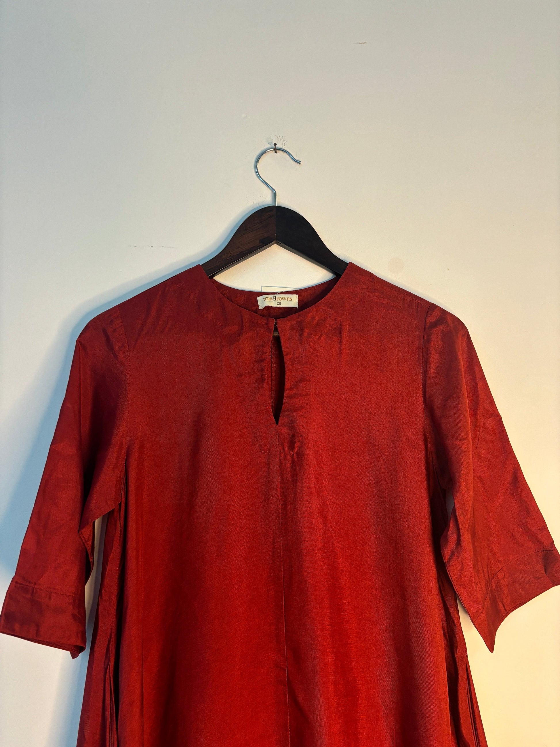 trueBrowns Maroon Silk Kurta | Swadesiicart